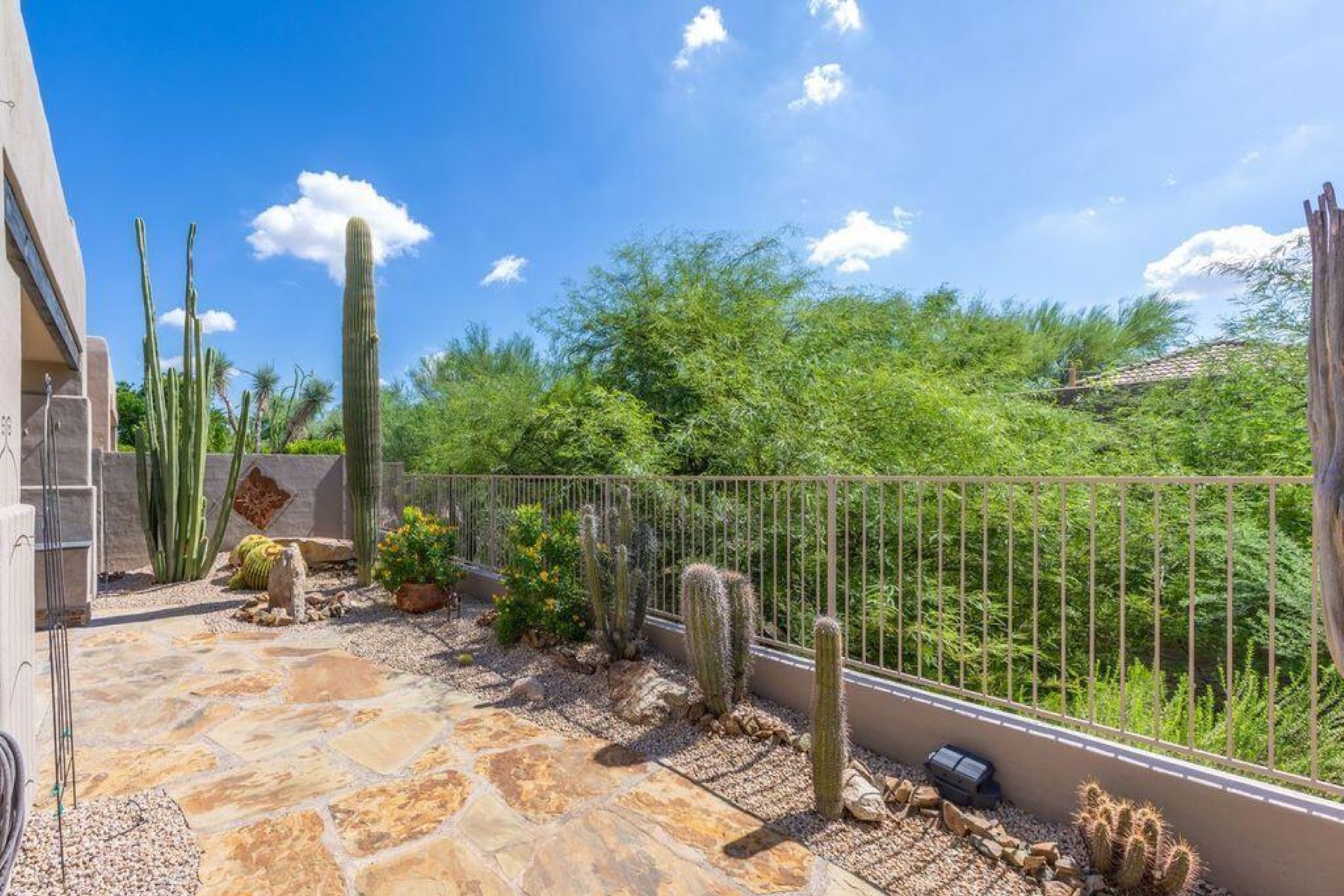 9621 E Chuckwagon Lane  Scottsdale, AZ - 物件實景
