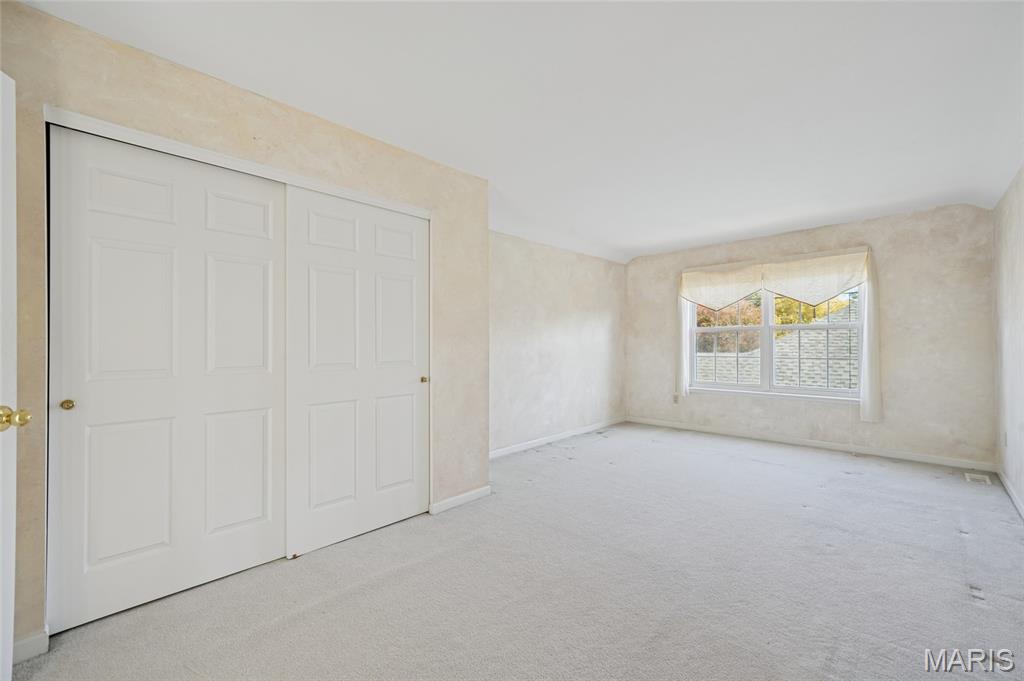 Ballwin, Missouri, 63021, United States, 4 Bedrooms Bedrooms, ,3 BathroomsBathrooms,Residential,For Sale,1989347