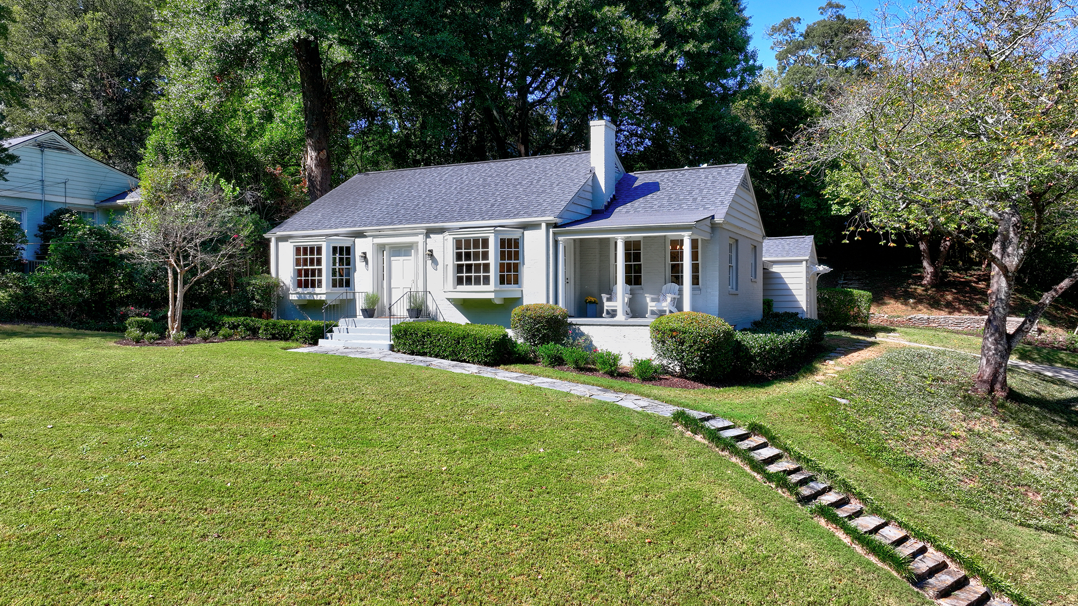  Charming Loring Heights Bungalow in a Park-side Setting - 物件實景