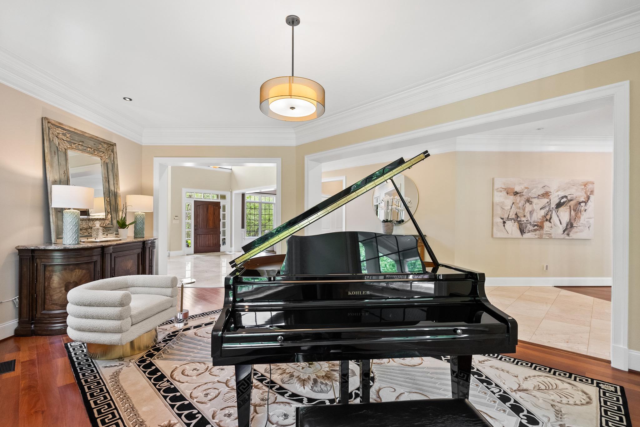  9111 Dara Lane, Great Falls, VA, 22066 - 物件實景