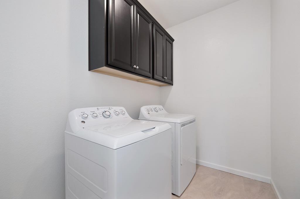 Roseville, California, 95747, United States, 3 Bedrooms Bedrooms, ,3 BathroomsBathrooms,Residential,For Sale,1795538