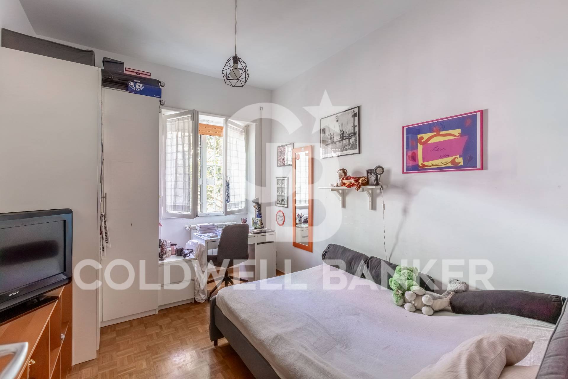 Roma, Roma, 00100, IT, 3 Bedrooms Bedrooms, ,2 BathroomsBathrooms,Residential,For Sale,1991854