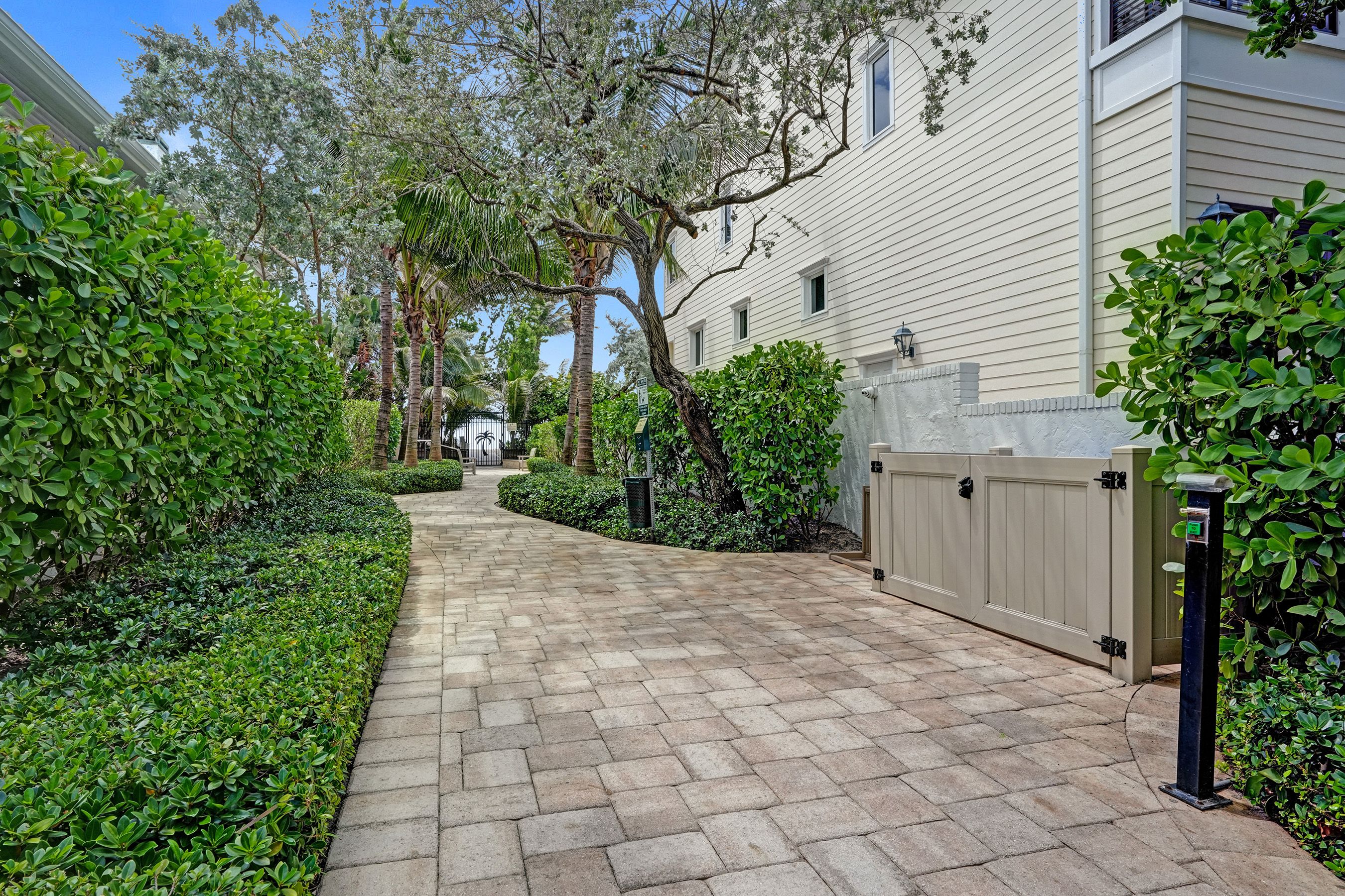  1900 N Riverside Drive, Pompano Beach, FL, 33062 - 物件實景