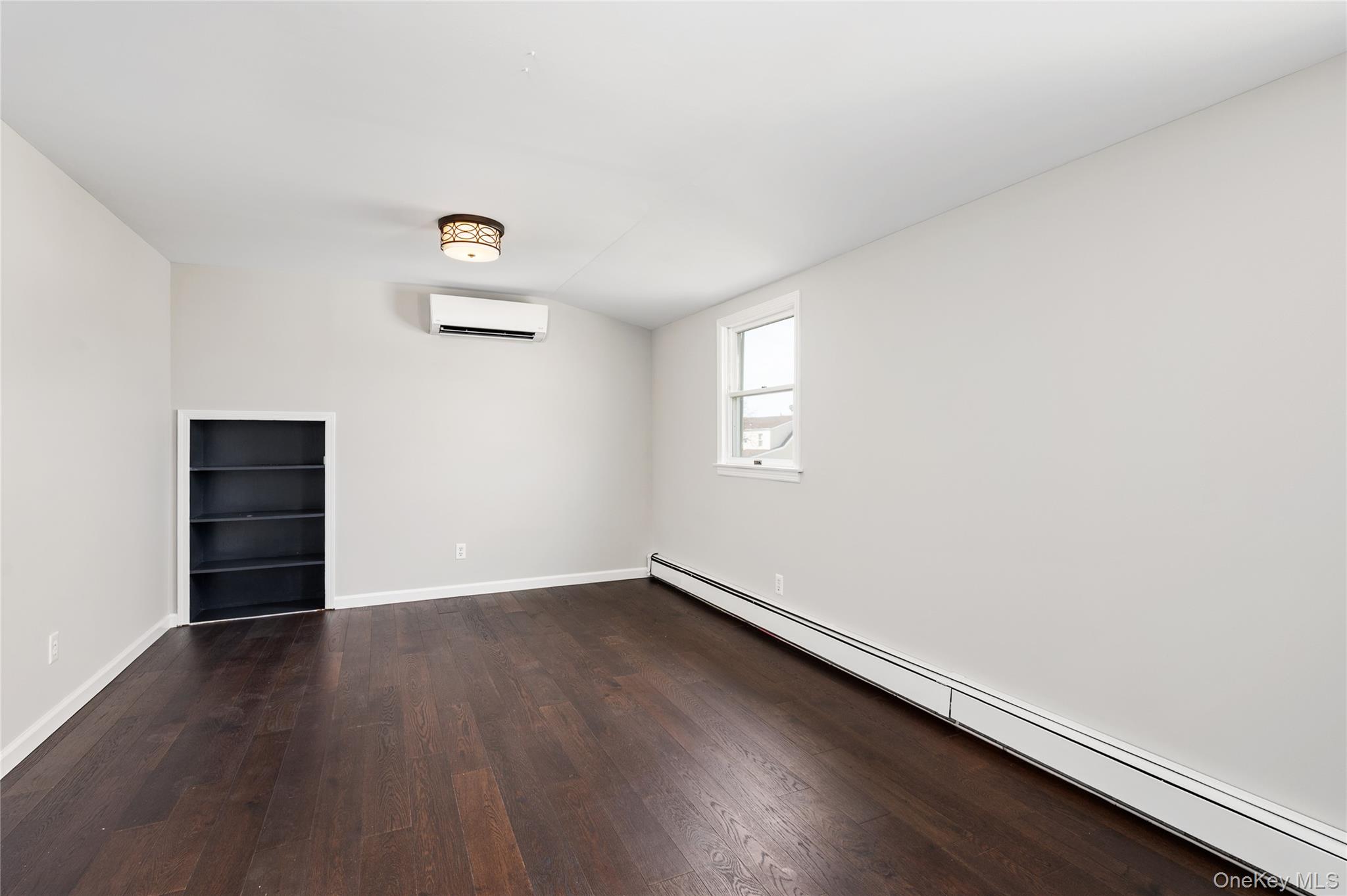  227 Columbus Parkway, Mineola, NY, 11501 - 物件實景