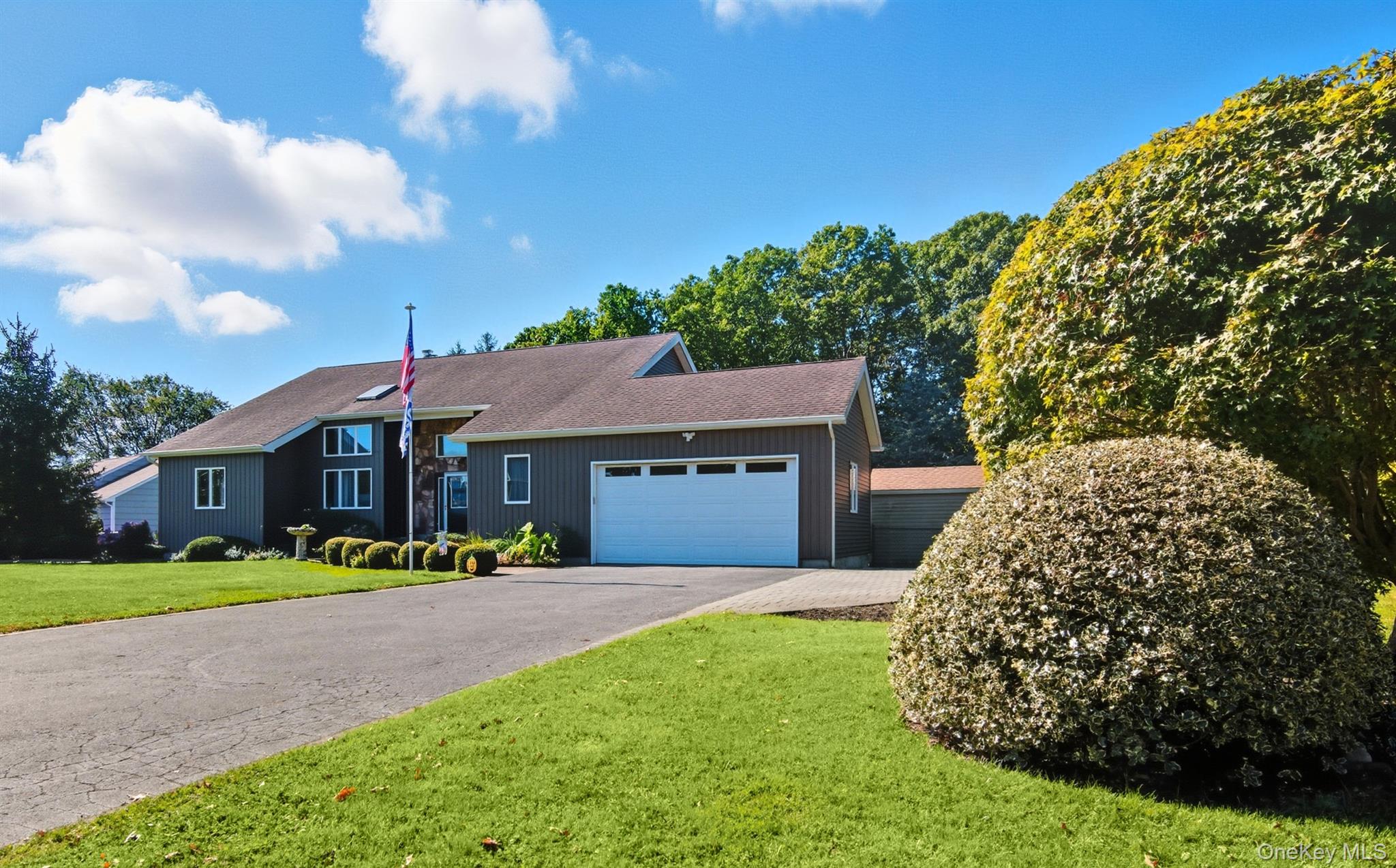 Jamesport, New York, 11947, United States, 4 Bedrooms Bedrooms, ,3 BathroomsBathrooms,Residential,For Sale,2002985