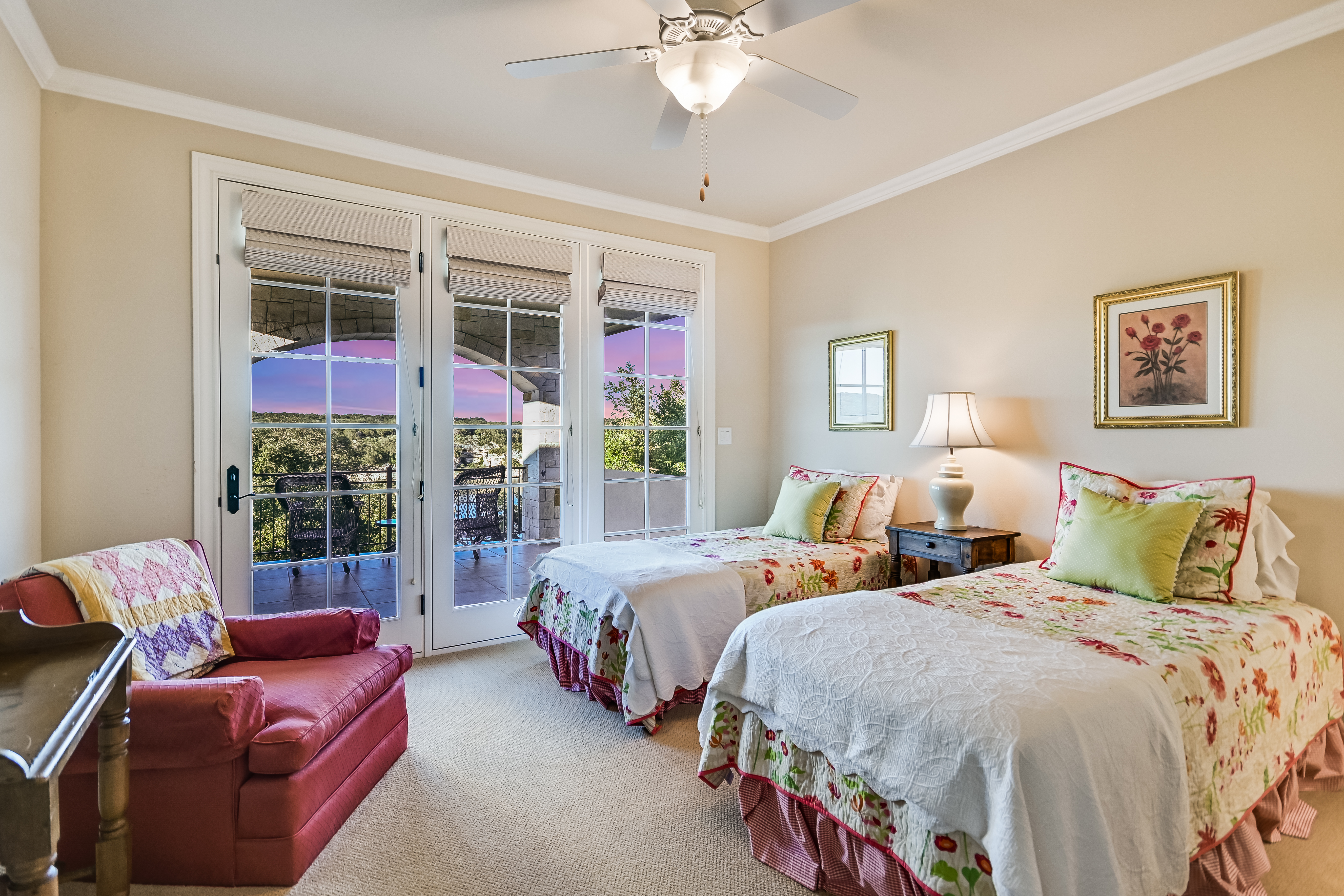  Bespoke Lake Travis Waterfront Estate on 2 Pristine Acres - 物件實景