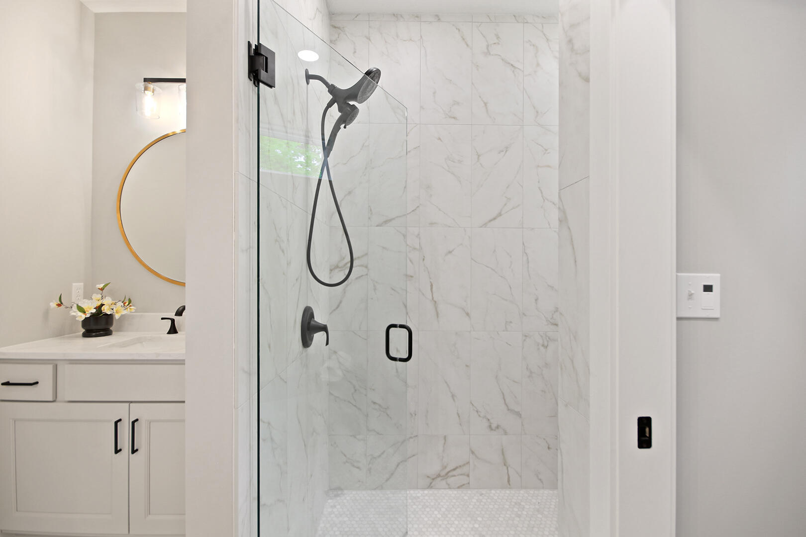 COLUMBIA, Missouri, 65202, United States, 4 Bedrooms Bedrooms, ,3 BathroomsBathrooms,Residential,For Sale,2008835