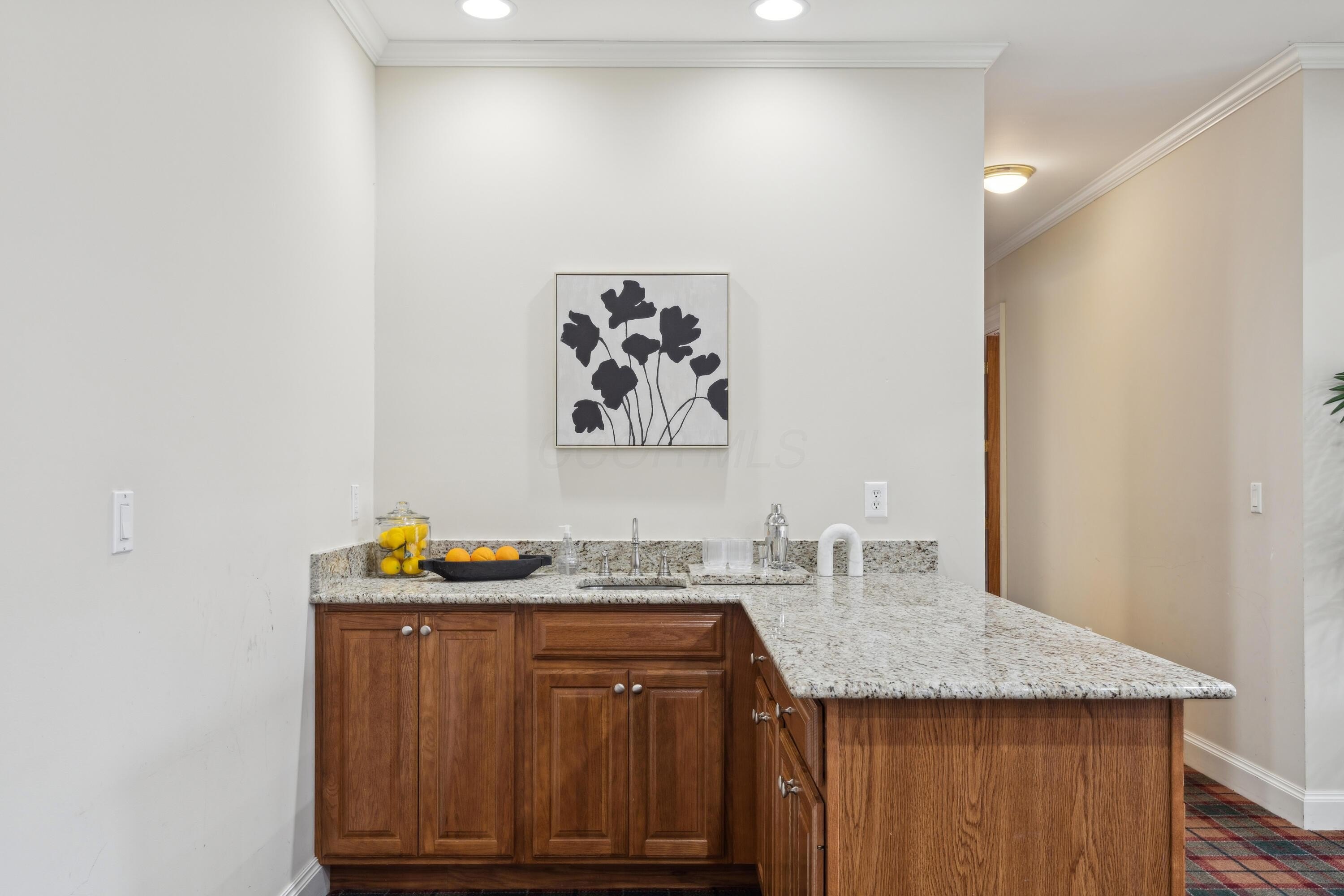 Columbus, Ohio, 43220, United States, 5 Bedrooms Bedrooms, ,5 BathroomsBathrooms,Residential,For Sale,1798291