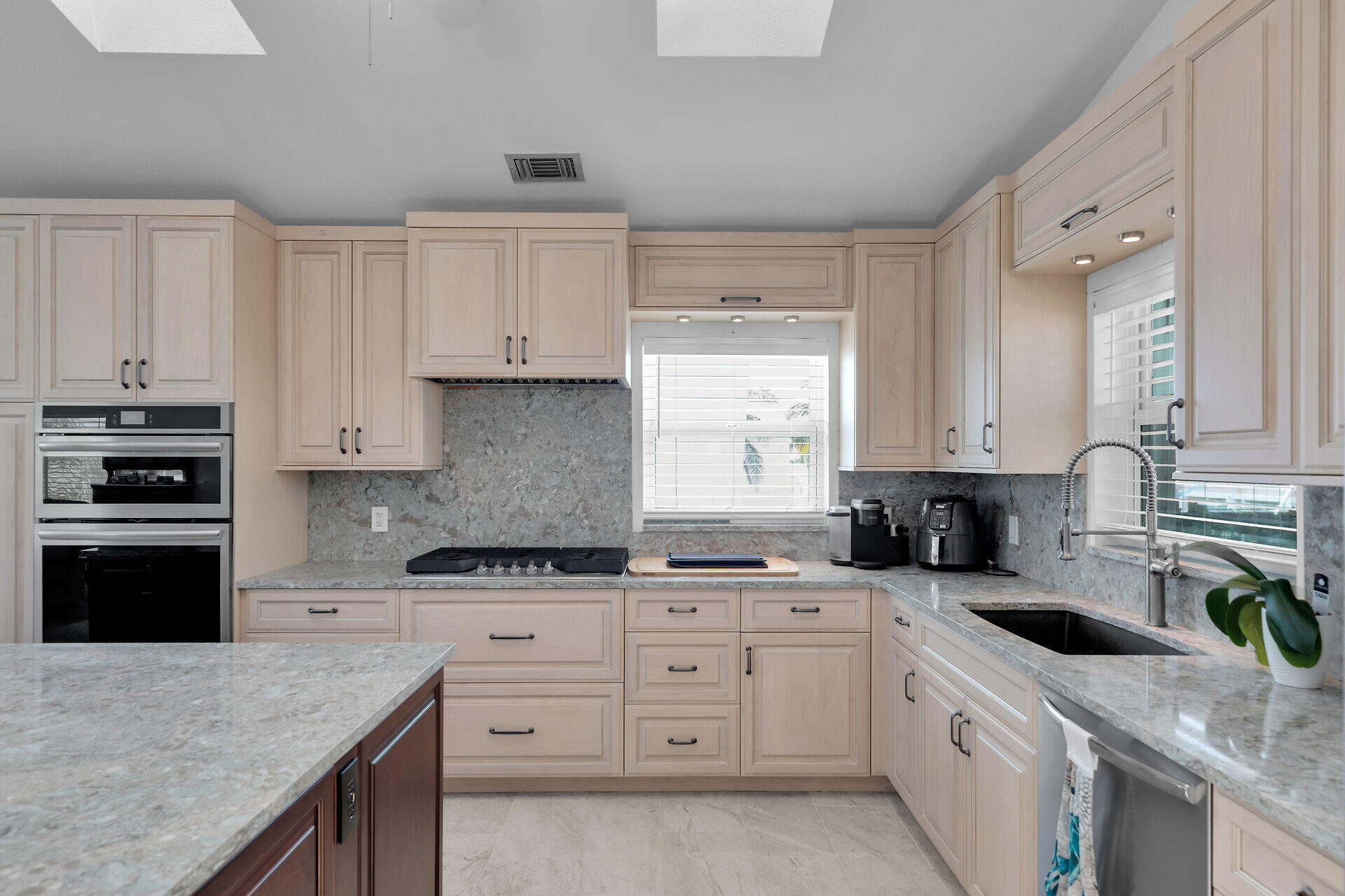 Big Pine, Florida, 33043, United States, 3 Bedrooms Bedrooms, ,3 BathroomsBathrooms,Residential,For Sale,1827680