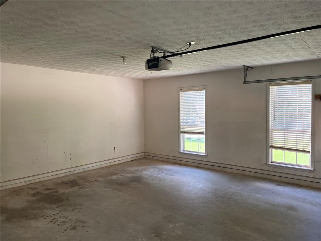 Suwanee, Georgia, 30024, United States, 3 Bedrooms Bedrooms, ,2 BathroomsBathrooms,Residential,For Sale,1877233