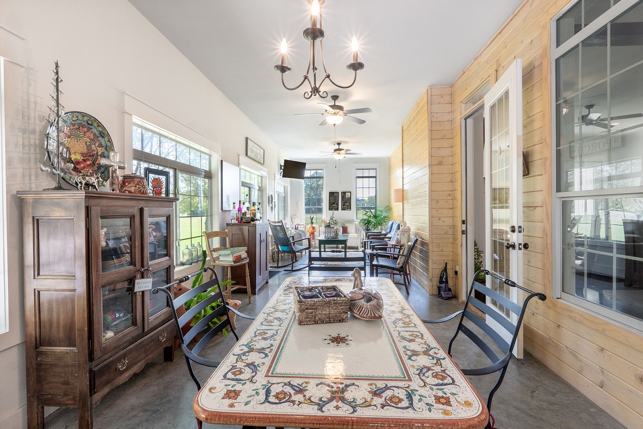 Bryan, Texas, 77808, United States, 3 Bedrooms Bedrooms, ,2 BathroomsBathrooms,Residential,For Sale,1986315