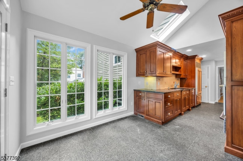 Chatham Twp., New Jersey, 07928, United States, 4 Bedrooms Bedrooms, ,3 BathroomsBathrooms,Residential,For Sale,1926166