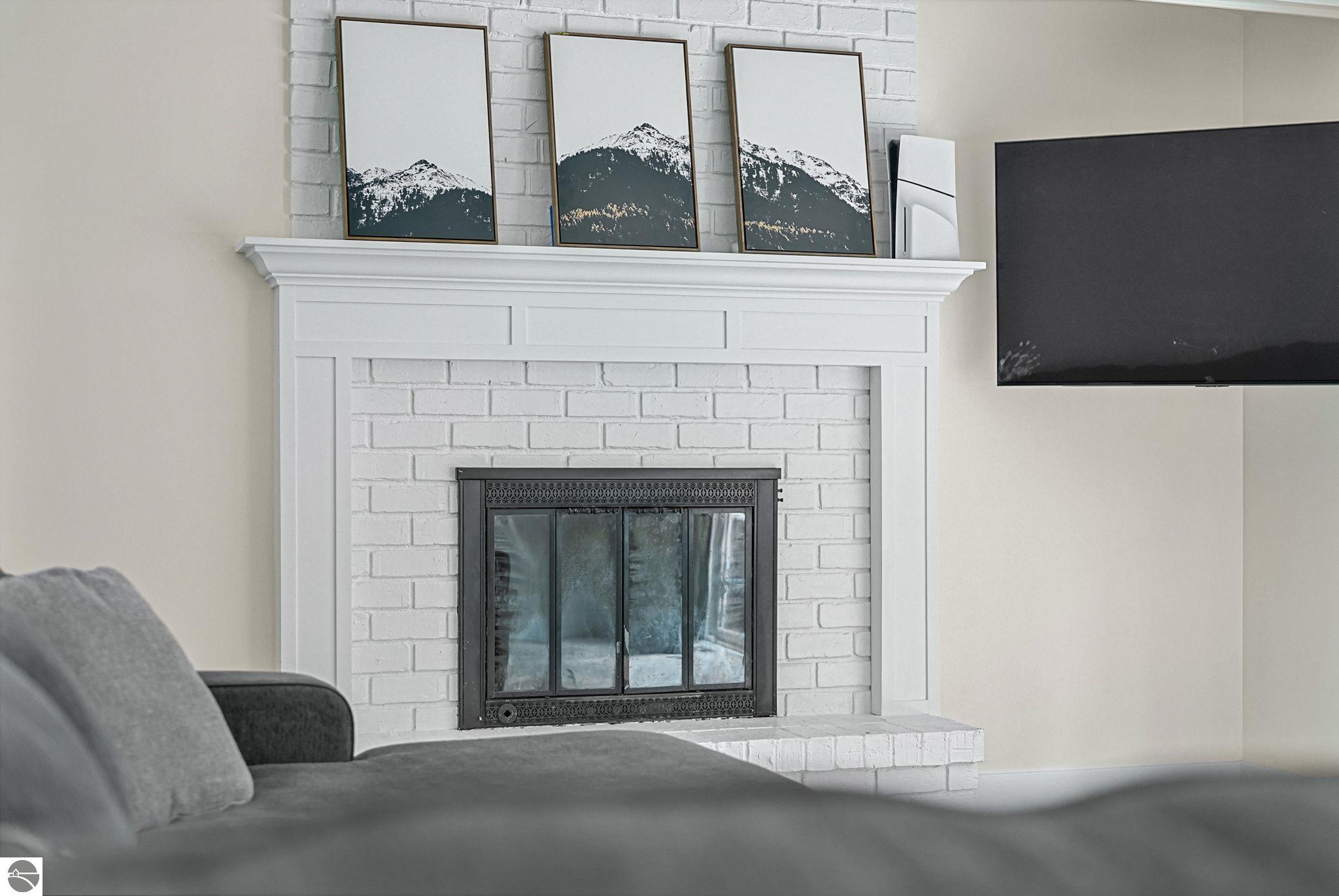 Traverse City, Michigan, 49686, United States, 4 Bedrooms Bedrooms, ,2 BathroomsBathrooms,Residential,For Sale,1980692