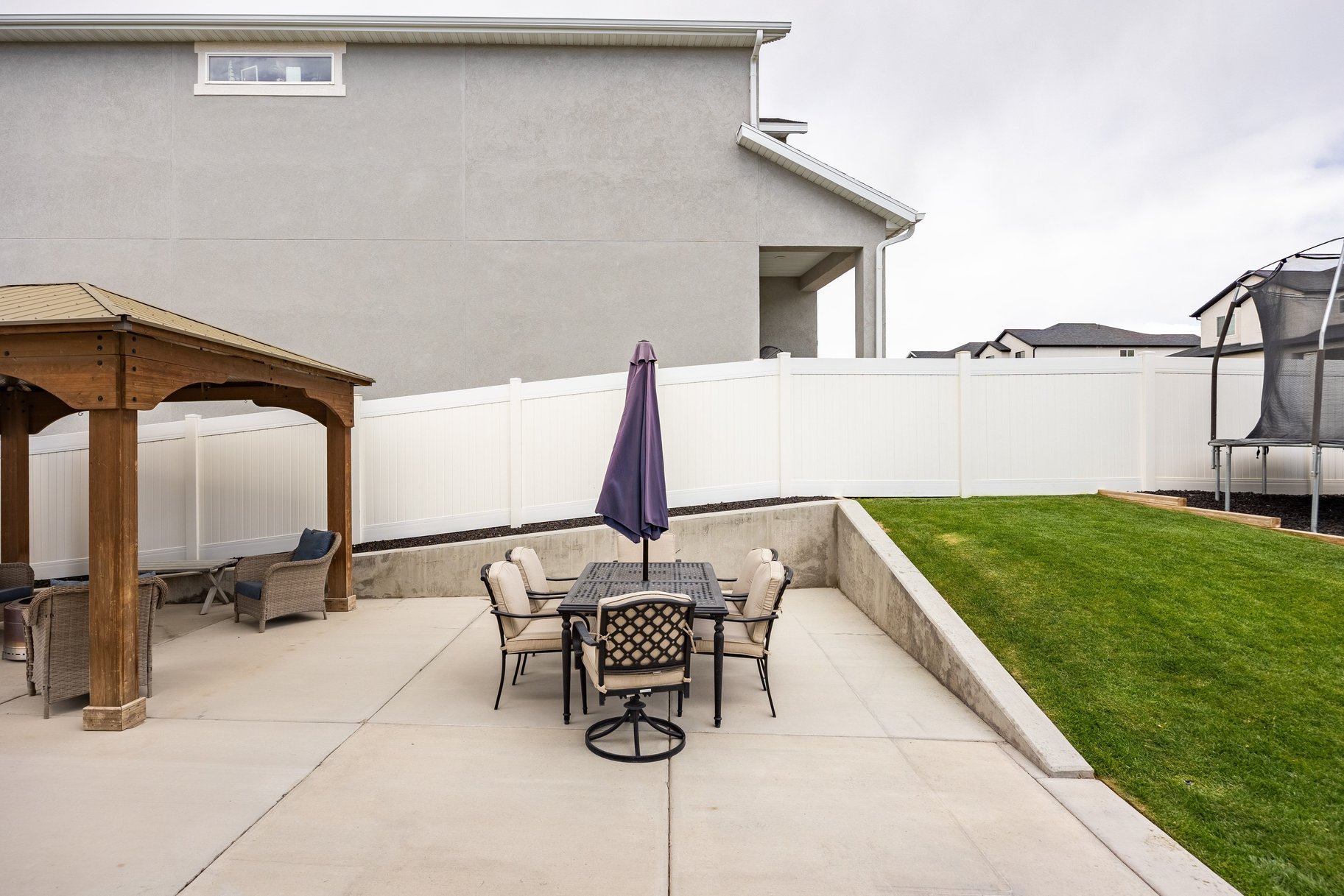  Fully Finished Dream Home with Stunning 2 Story Fireplace in Eagle Mountain - 物件實景