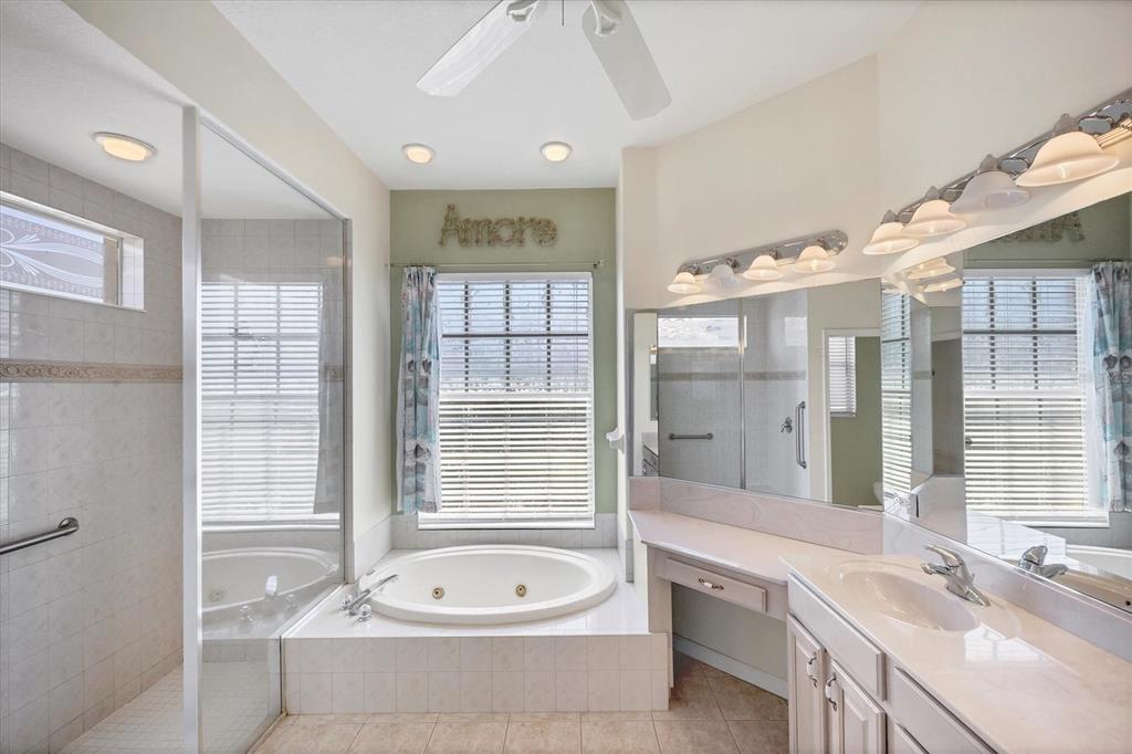 Venice, Florida, 34285, United States, 3 Bedrooms Bedrooms, ,2 BathroomsBathrooms,Residential,For Sale,1960584