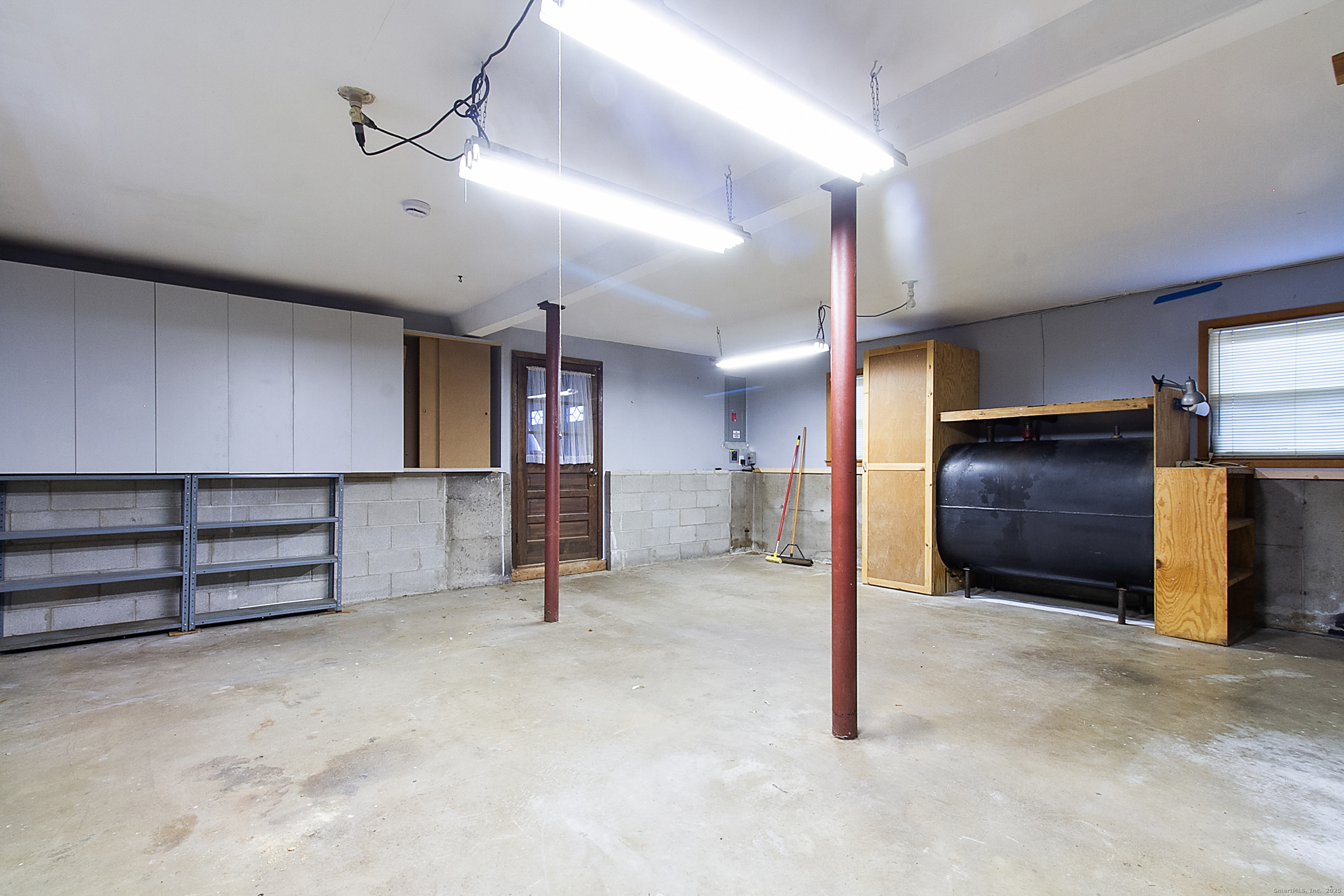 New Fairfield, Connecticut, 06812, United States, 3 Bedrooms Bedrooms, ,3 BathroomsBathrooms,Residential,For Sale,1997532