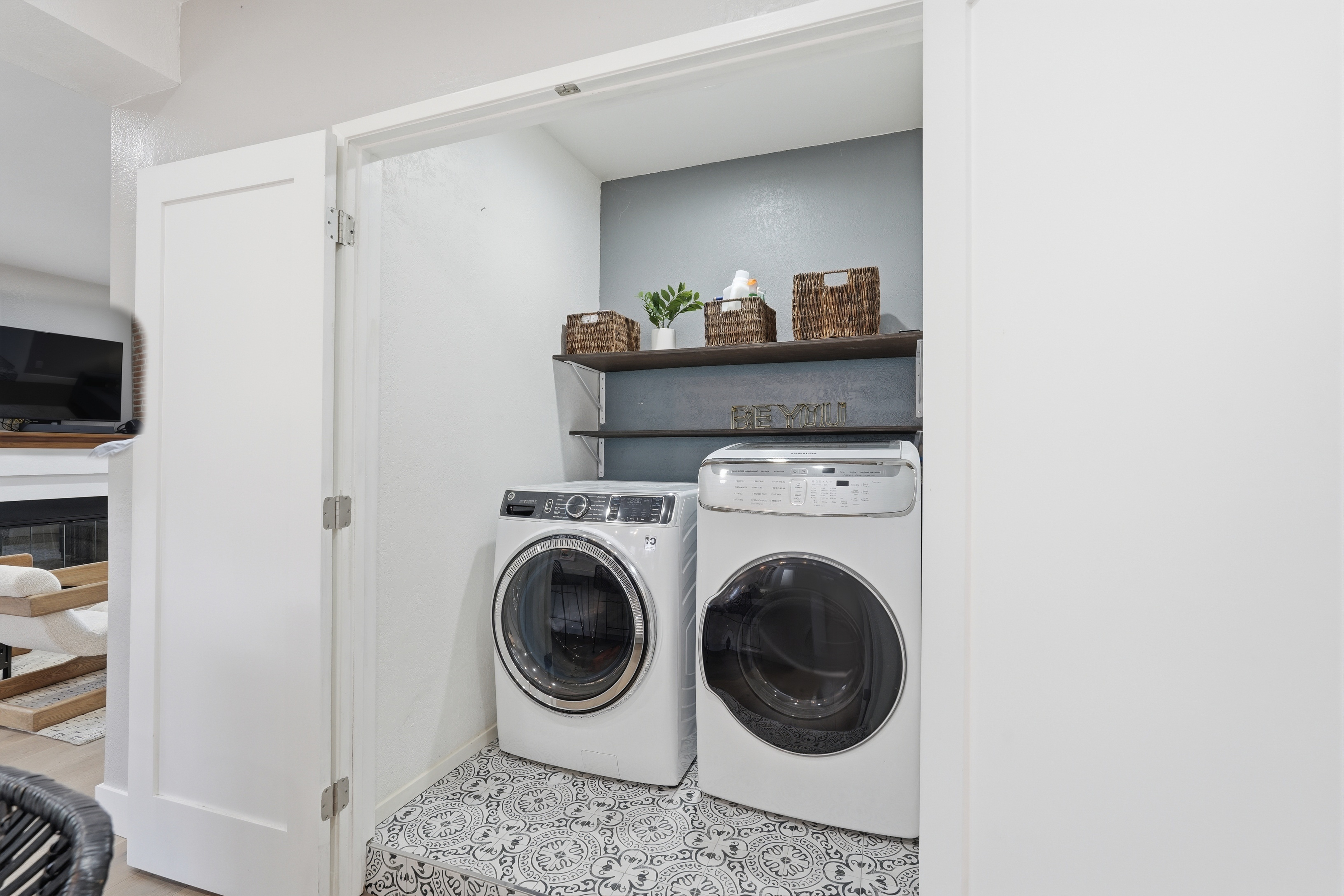  2220 Clark Lane, Redondo Beach, CA 90278 - 物件實景