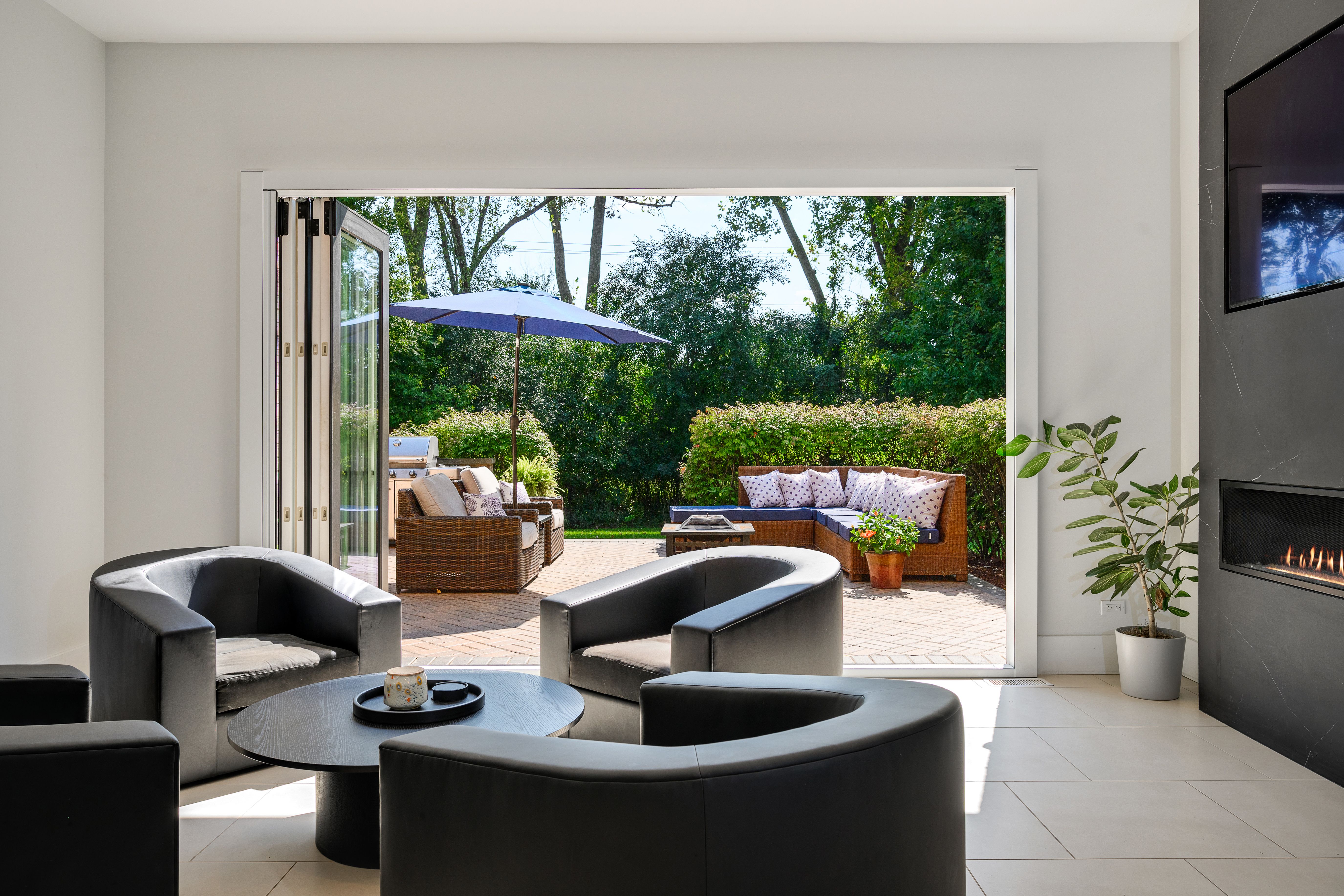  Exceptional Highland Park sSone and Brick Estate - 物件實景