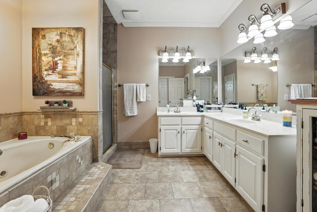 Columbus, Georgia, 31904, United States, 4 Bedrooms Bedrooms, ,4 BathroomsBathrooms,Residential,For Sale,1905895
