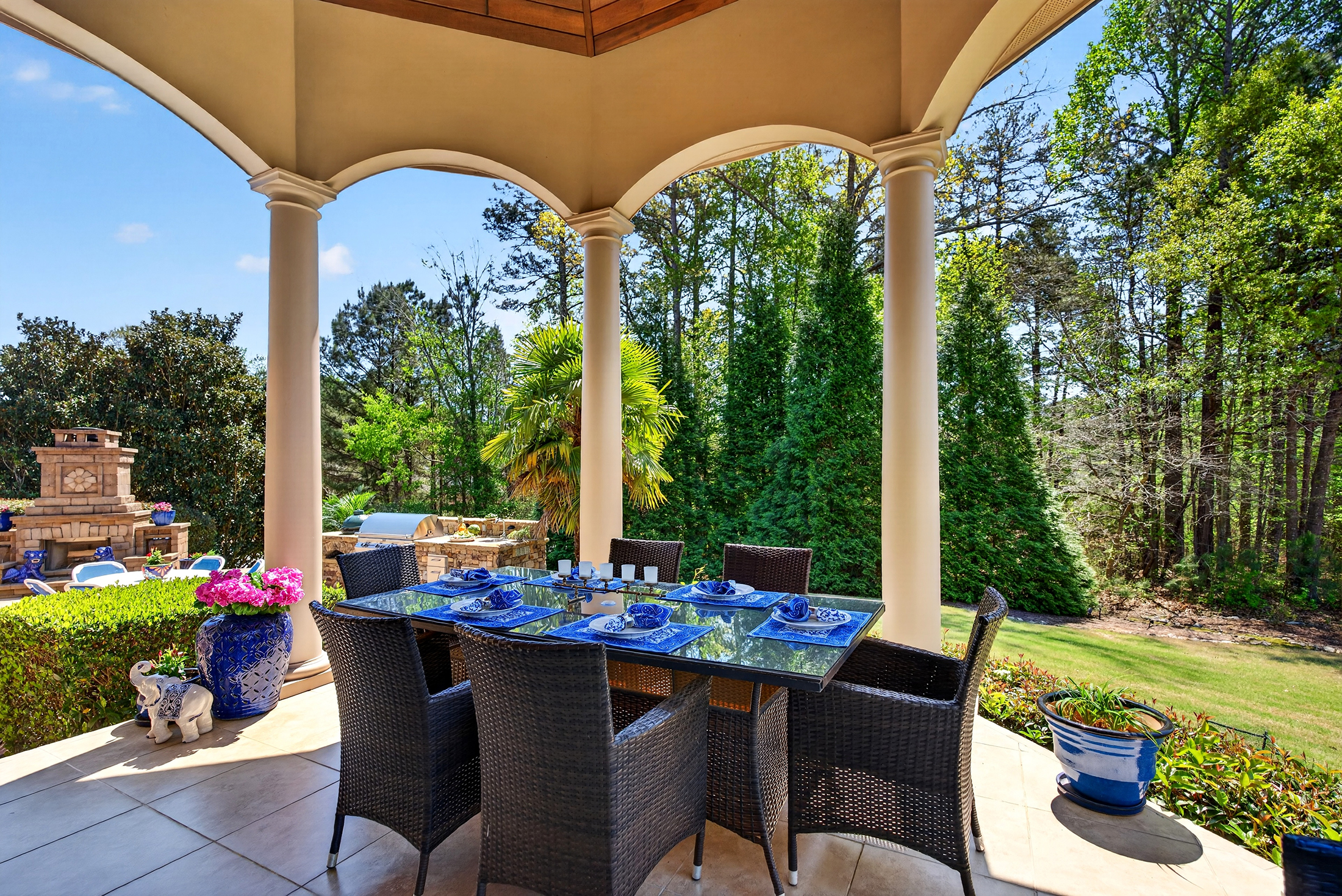  Luxury French Estate with Sweeping Golf Course Views - 物件實景