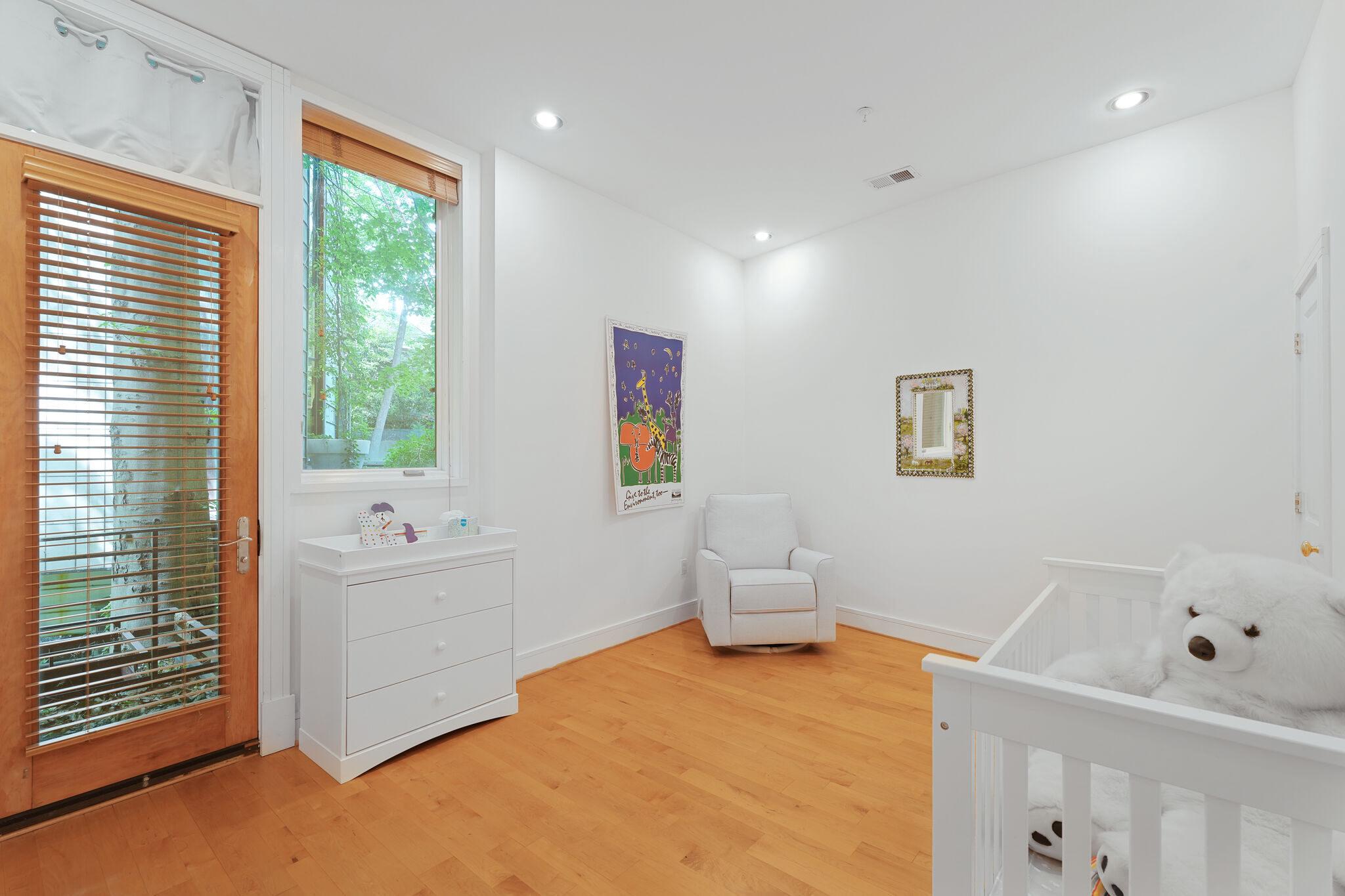  2807 Chesterfield Place NW, Washington, DC, 20008 - 物件實景