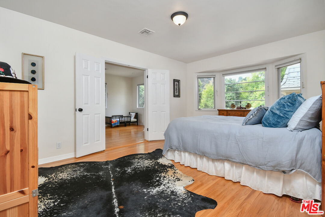 Los Angeles, California, 90077, United States, 3 Bedrooms Bedrooms, ,2 BathroomsBathrooms,Residential,For Sale,1901054