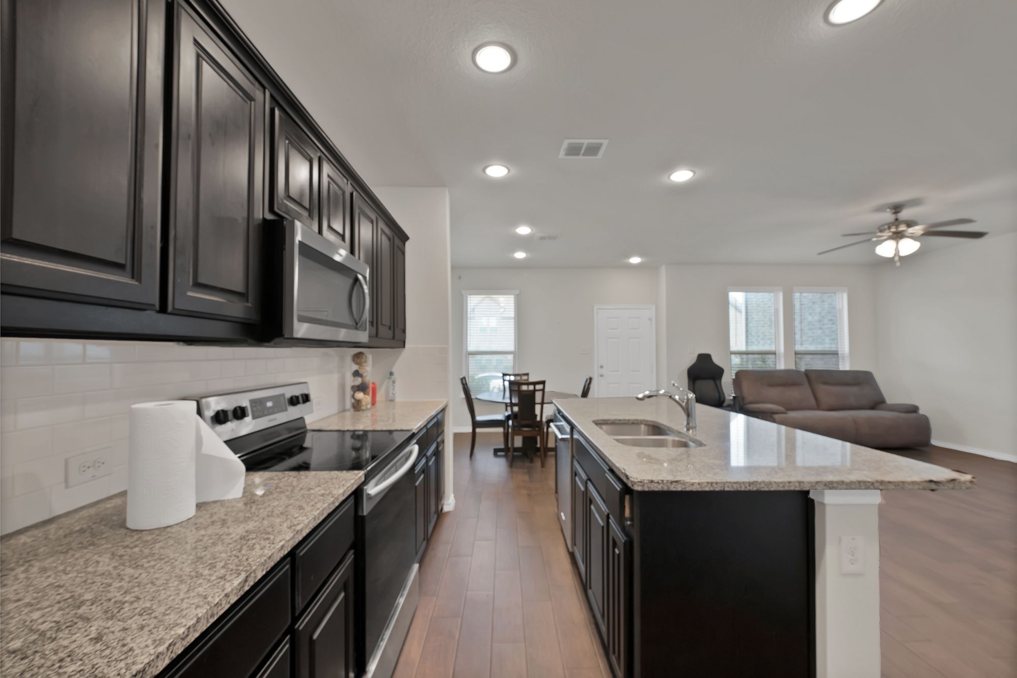 422 Milverton Drive, Fort Worth, TX, 76036 - 物件實景
