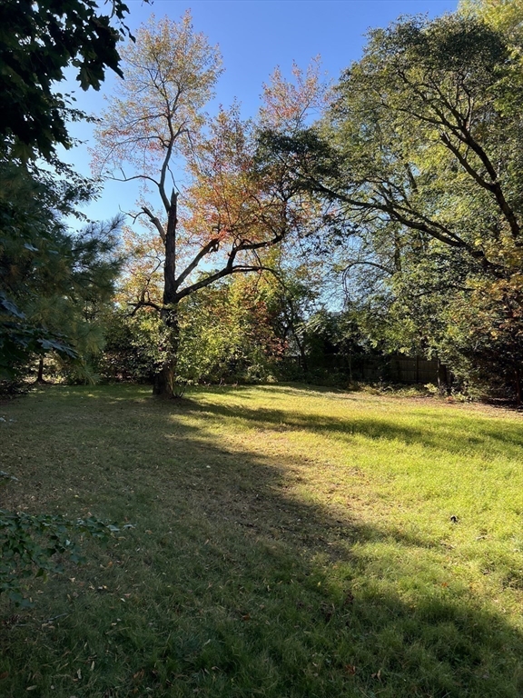 Framingham, Massachusetts, 01702, United States, 4 Bedrooms Bedrooms, ,2 BathroomsBathrooms,Residential,For Sale,1967080