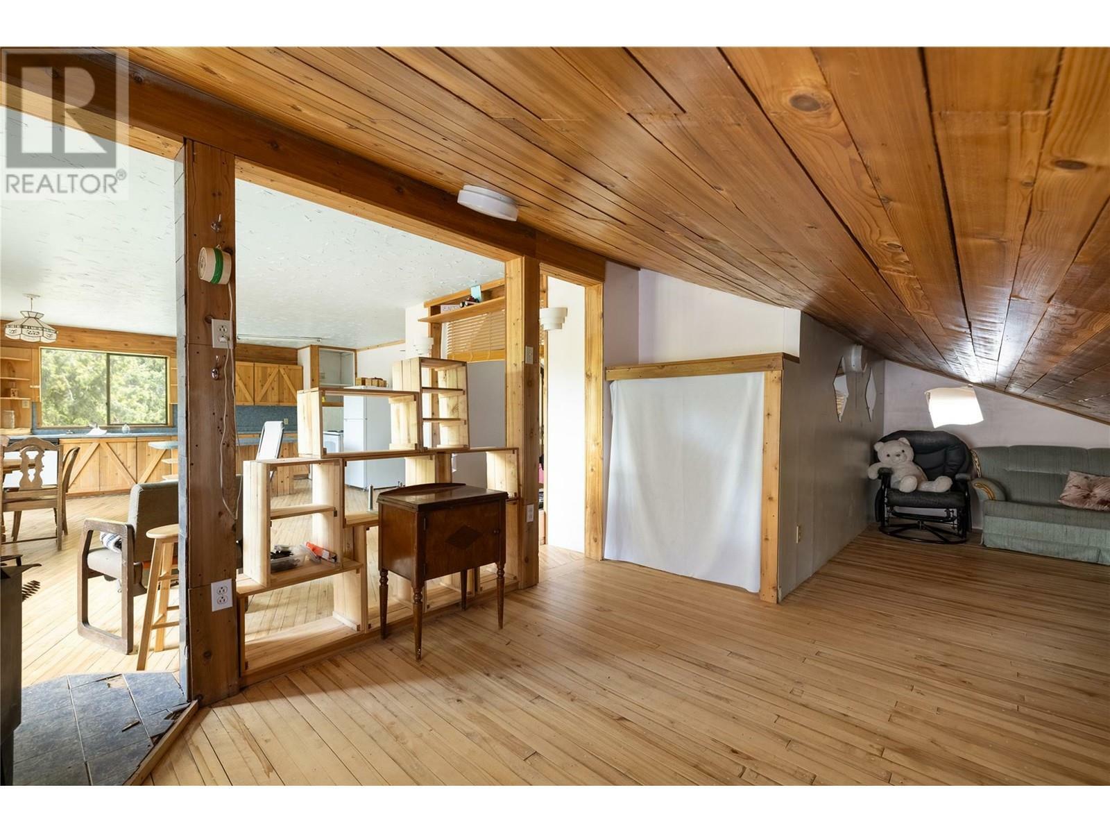 LUMBY, British Columbia, V0E 2G1, CA, 3 Bedrooms Bedrooms, ,2 BathroomsBathrooms,Residential,For Sale,1838495