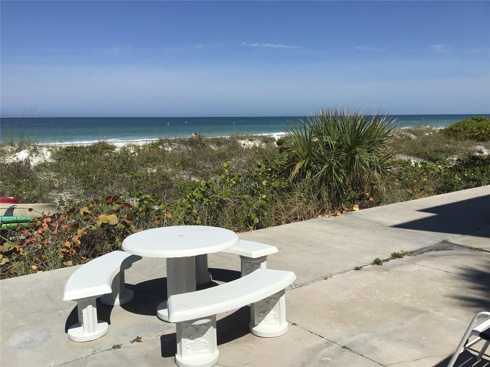 BELLEAIR BEACH, Florida, 33786, United States, 2 Bedrooms Bedrooms, ,2 BathroomsBathrooms,Residential,For Sale,1869457