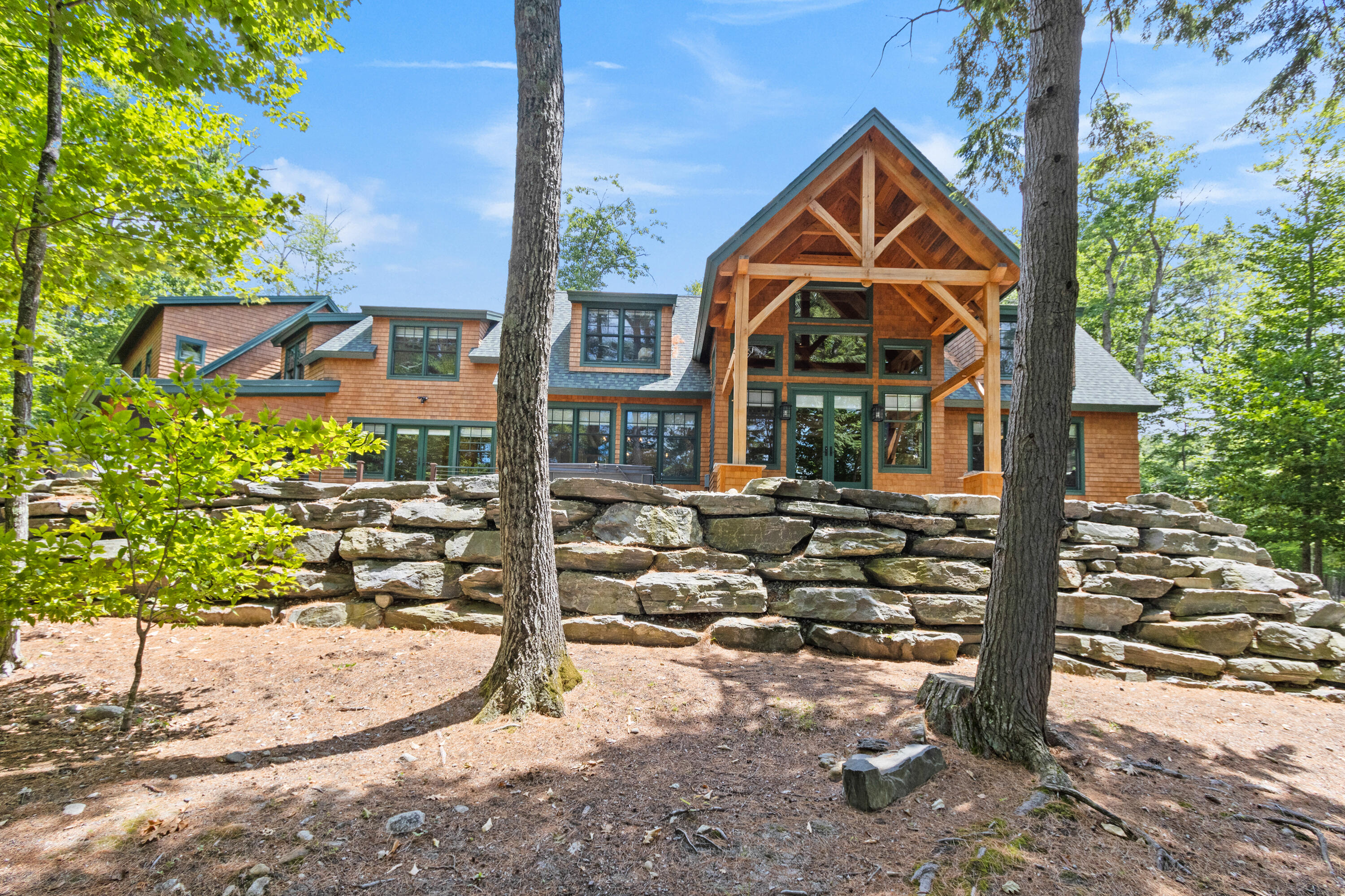 Harrison, Maine, 04040, United States, 5 Bedrooms Bedrooms, ,4 BathroomsBathrooms,Residential,For Sale,1885742