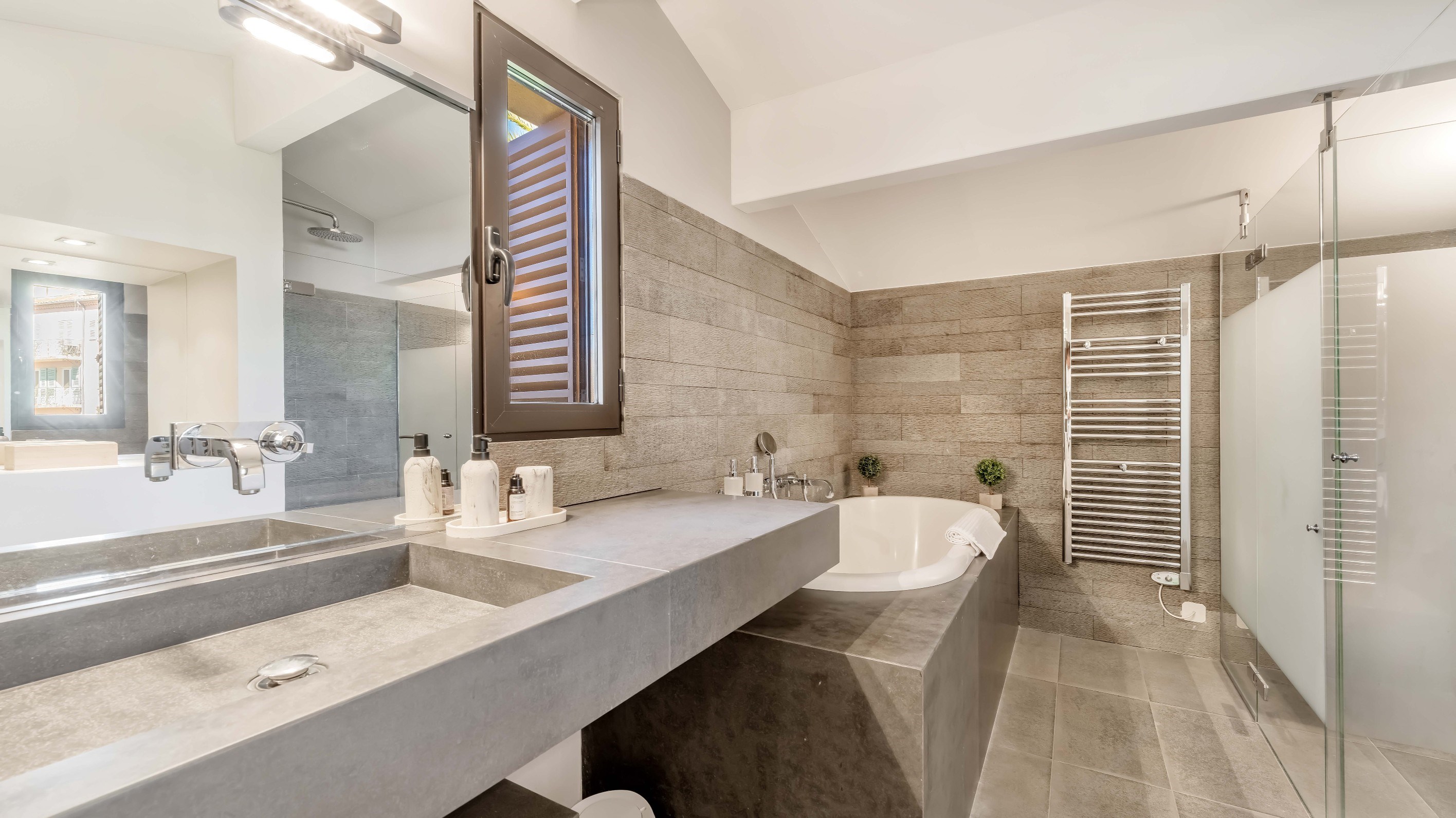  Saint-Tropez house 4 bedroom renovated walking distance village centre garden n… - 物件實景