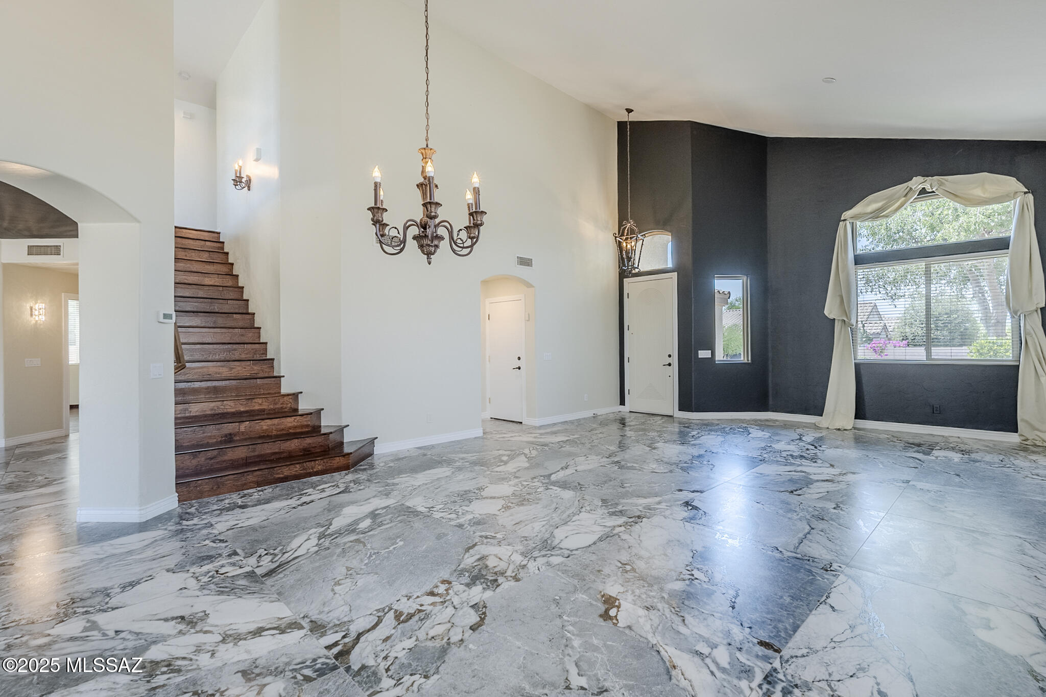 Oro Valley, Arizona, 85755, United States, 5 Bedrooms Bedrooms, ,3 BathroomsBathrooms,Residential,For Sale,1918378