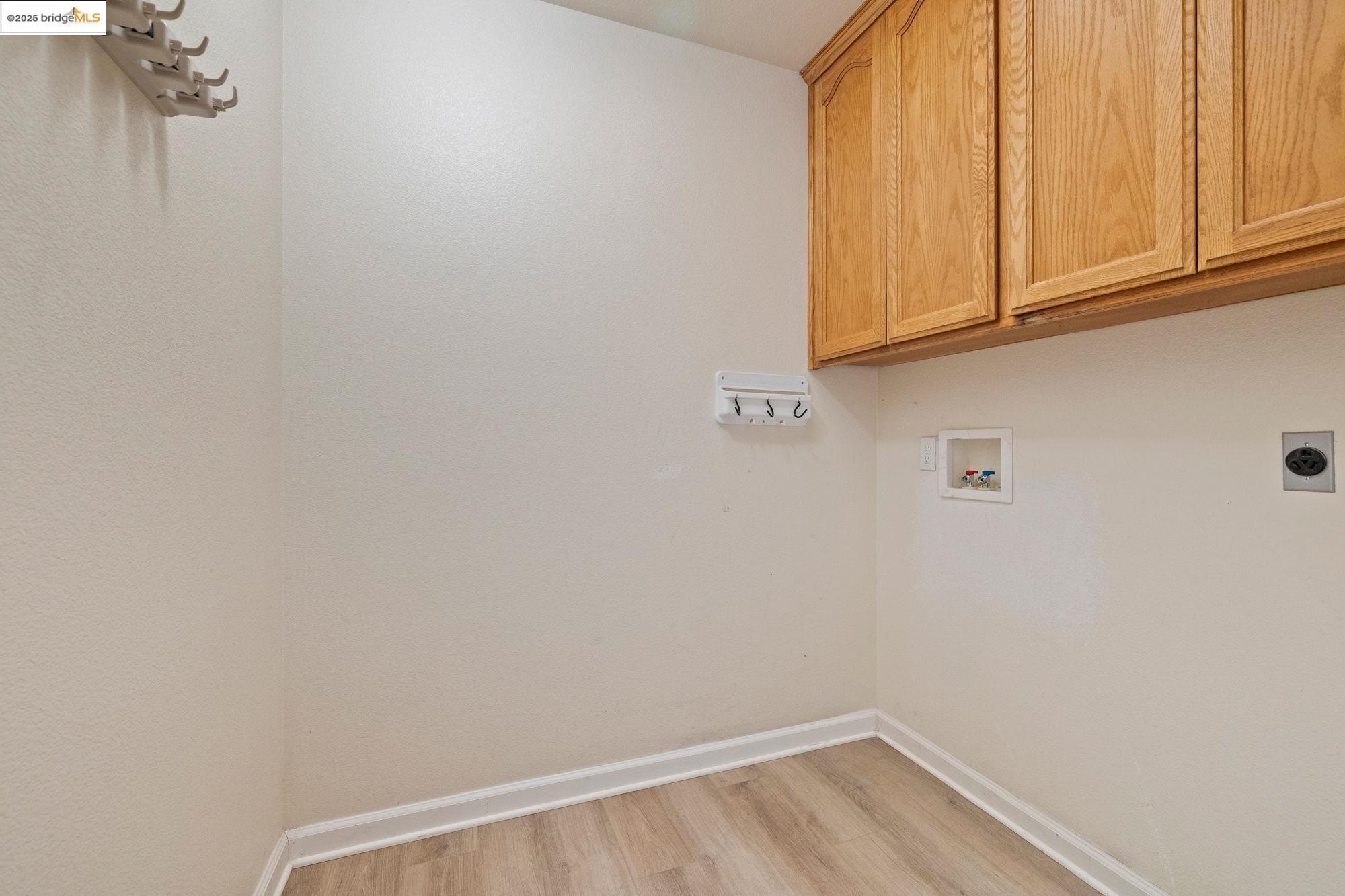 Sonora, California, 95370, United States, 3 Bedrooms Bedrooms, ,2 BathroomsBathrooms,Residential,For Sale,1916057