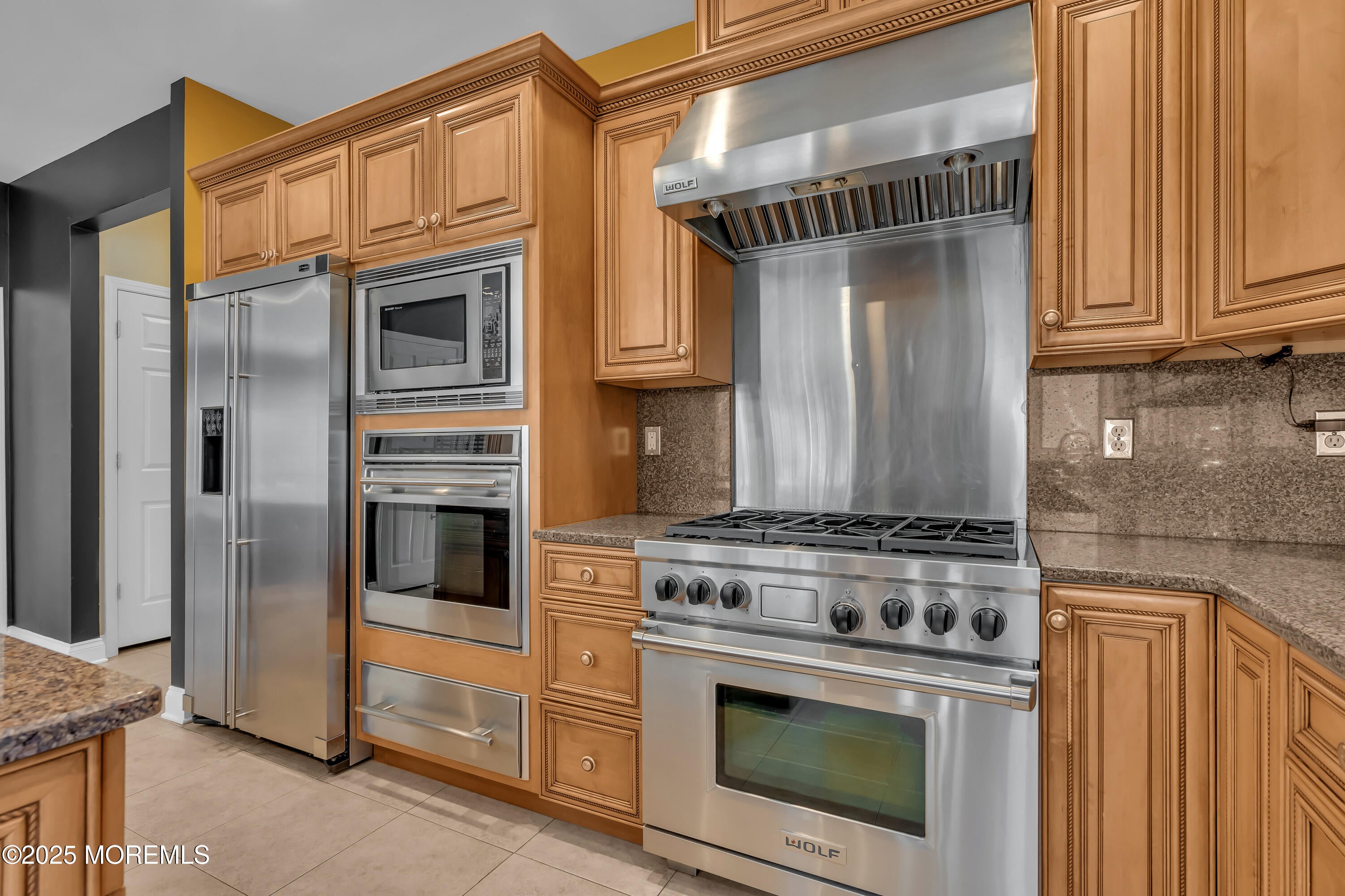 Manalapan, New Jersey, 07726, United States, 6 Bedrooms Bedrooms, ,5 BathroomsBathrooms,Residential,For Sale,1976013