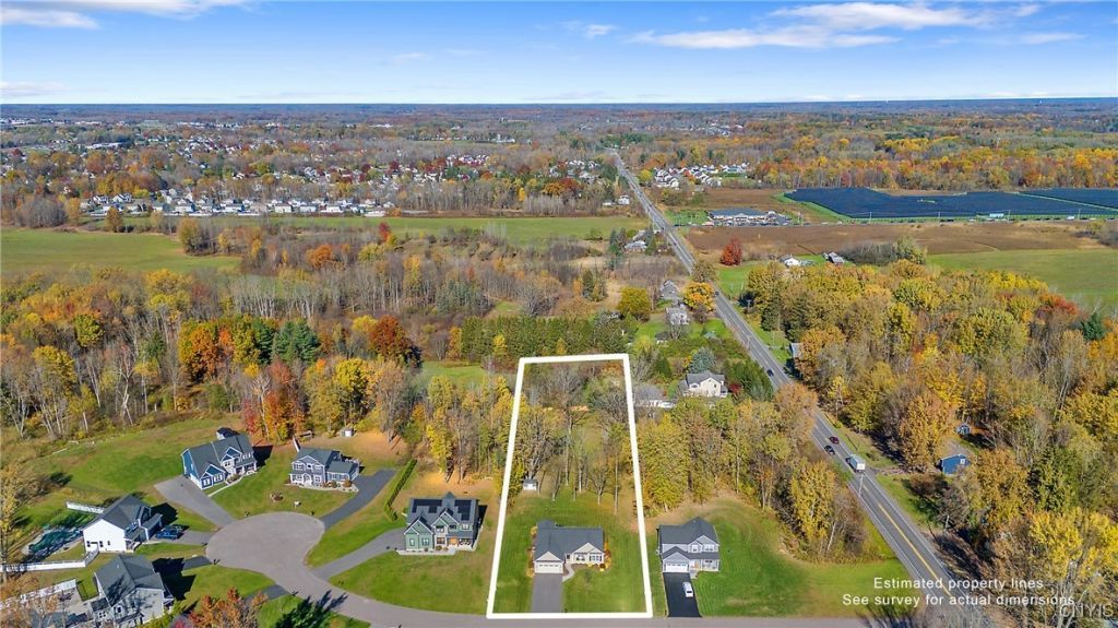 Liverpool, New York, 13090, United States, 3 Bedrooms Bedrooms, ,2 BathroomsBathrooms,Residential,For Sale,1972941