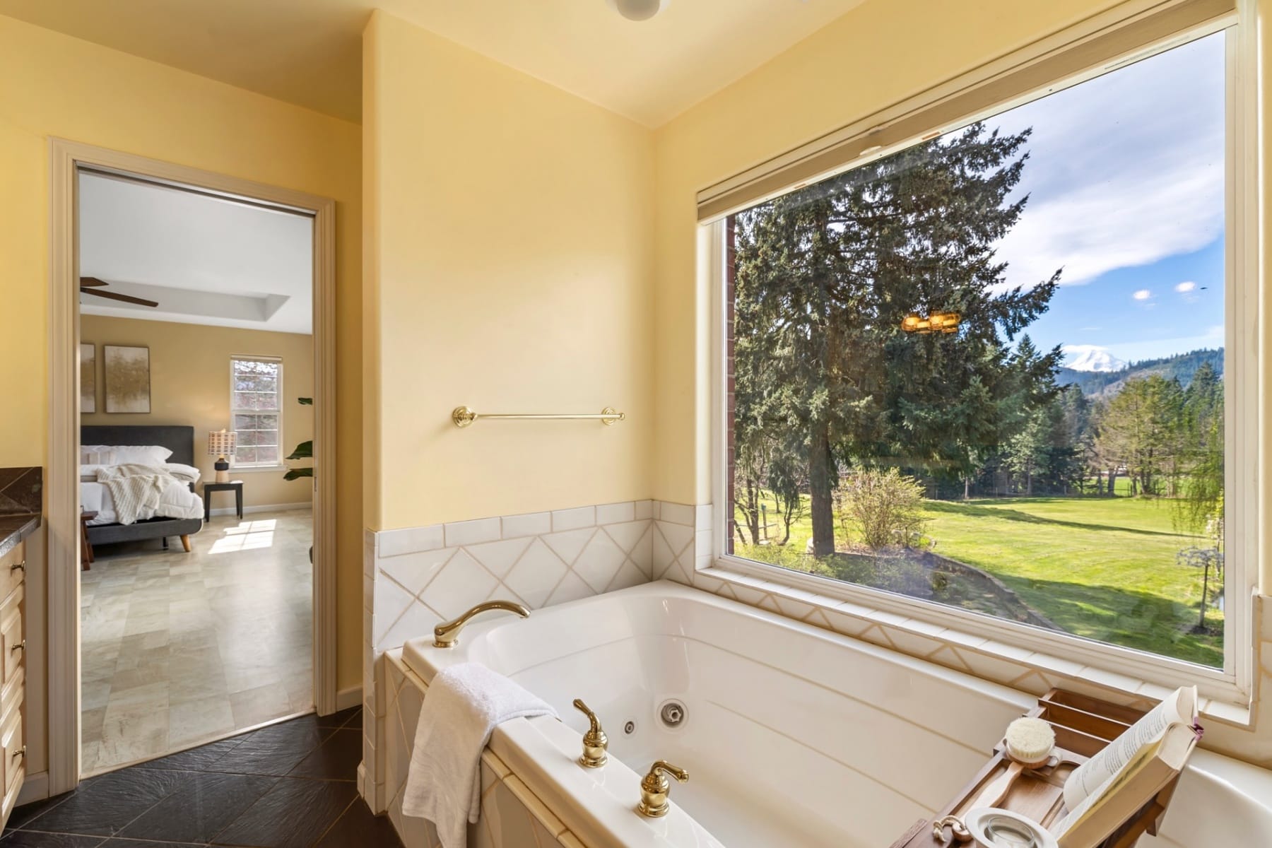  4050 SYLVESTER DR Hood River, OR 97031 - 物件實景