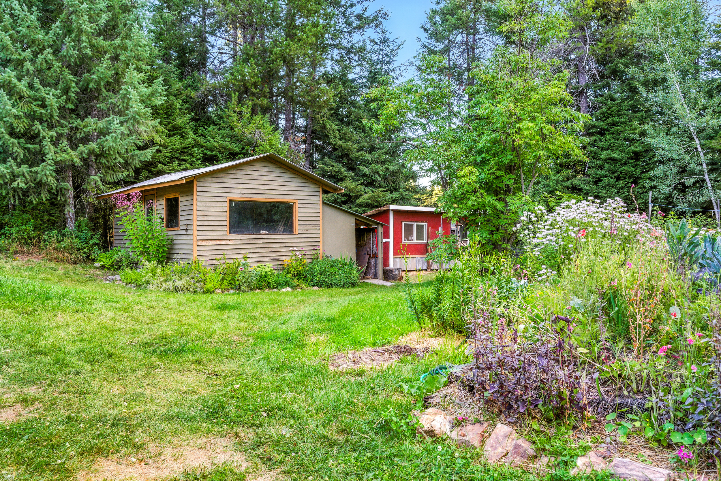 Sandpoint, Idaho, 83864, United States, 2 Bedrooms Bedrooms, ,2 BathroomsBathrooms,Residential,For Sale,2006058