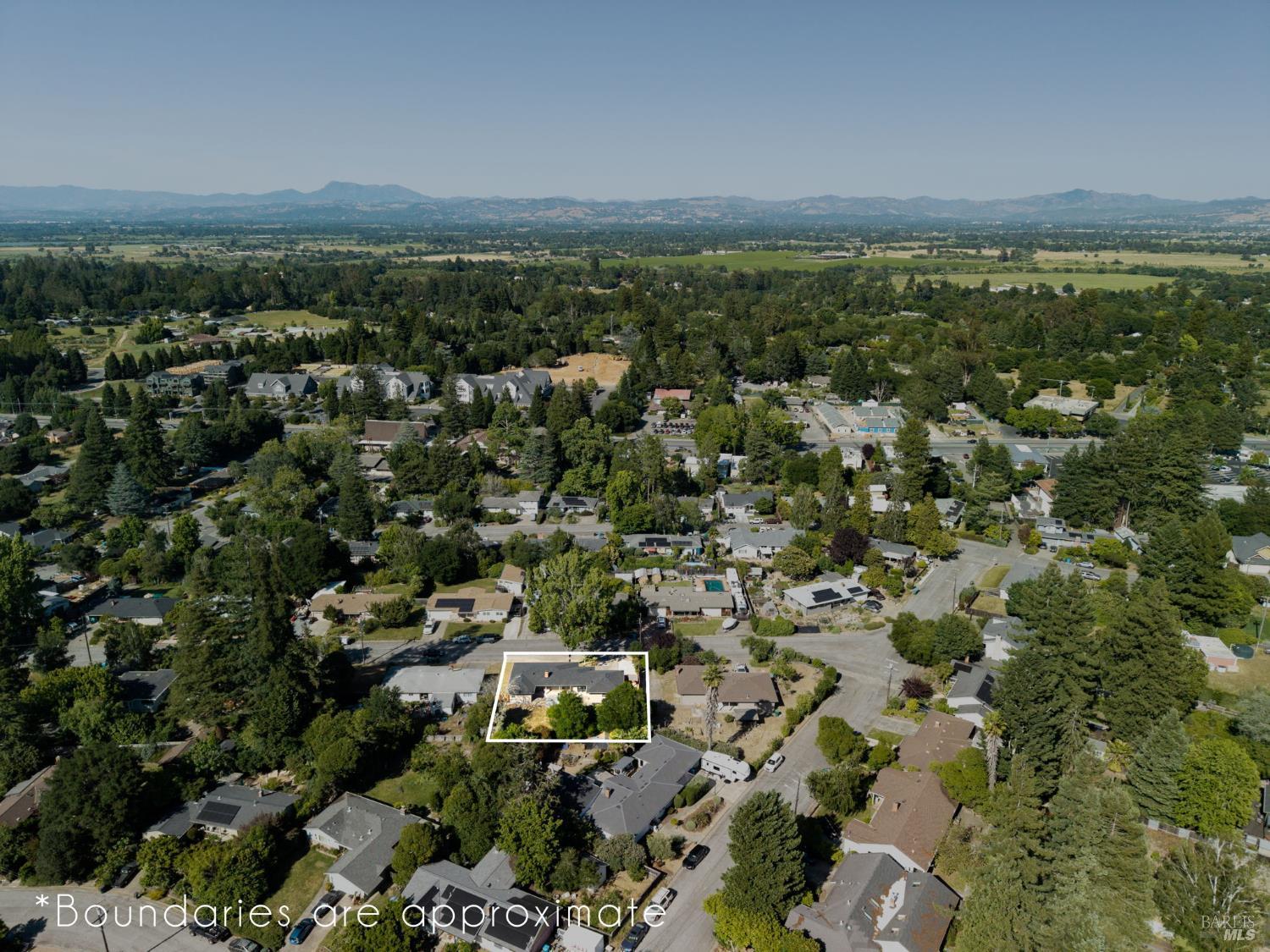 Sebastopol, California, 95472, United States, 2 Bedrooms Bedrooms, ,1 BathroomBathrooms,Residential,For Sale,2048872
