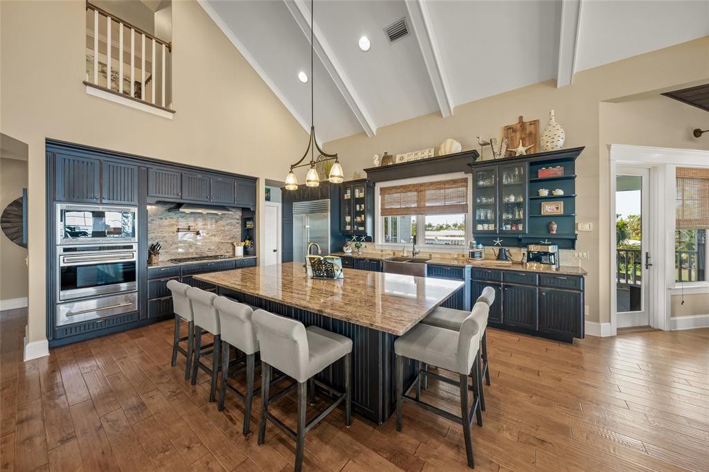 Holmes Beach, Florida, 34217, United States, 5 Bedrooms Bedrooms, ,5 BathroomsBathrooms,Residential,For Sale,1770392