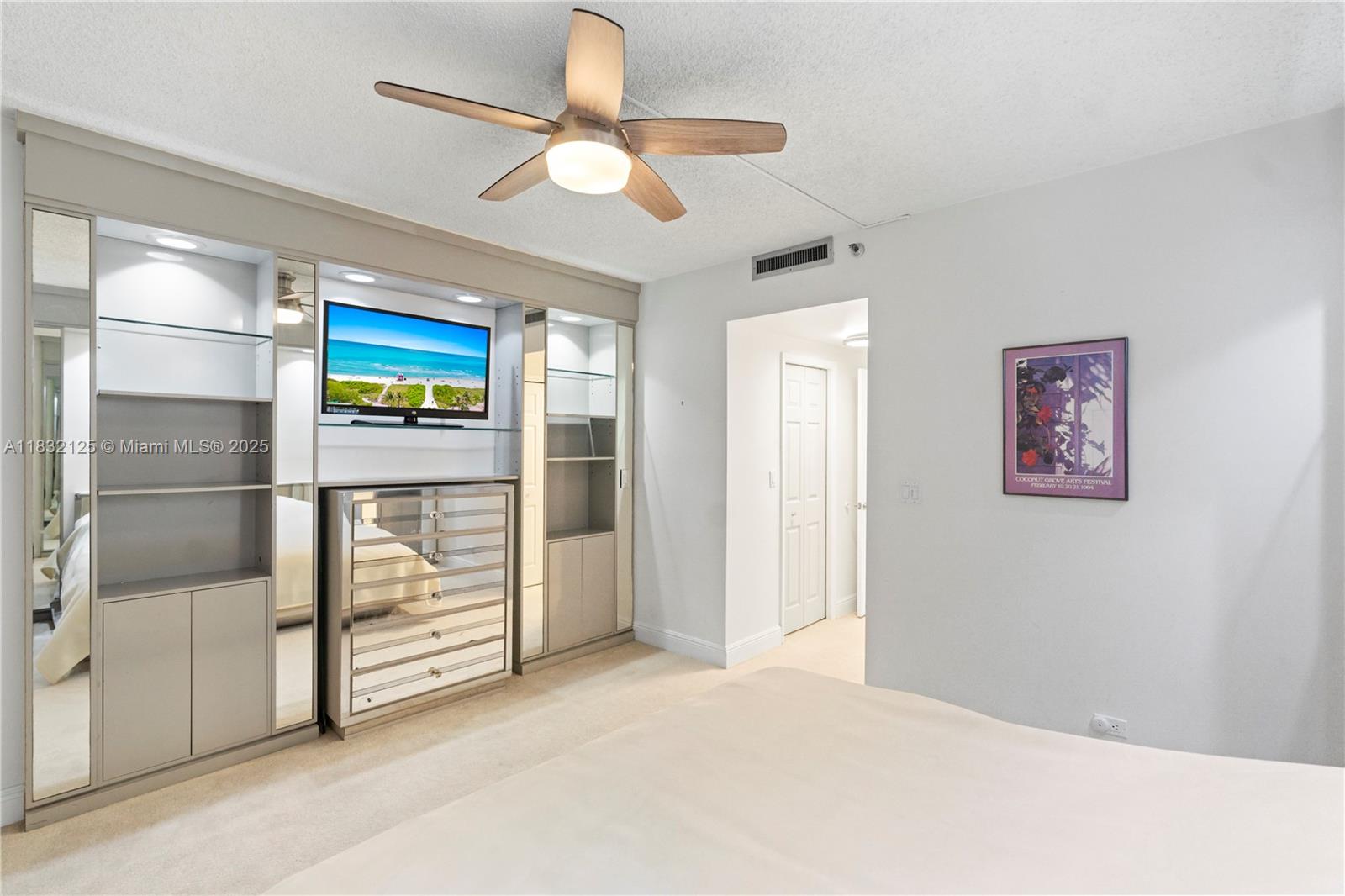 Aventura, Florida, 33180, United States, 2 Bedrooms Bedrooms, ,3 BathroomsBathrooms,Residential,For Sale,1885240