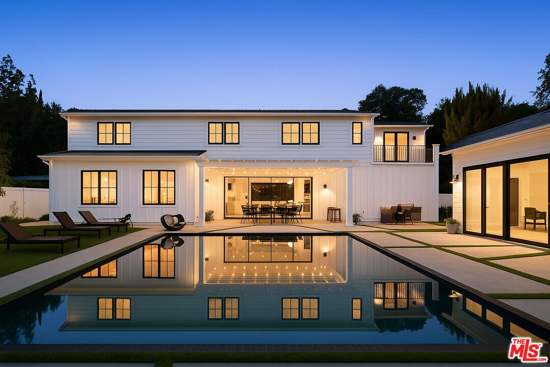 Encino, California, 91436, United States, 6 Bedrooms Bedrooms, ,7 BathroomsBathrooms,Residential,For Sale,1896144