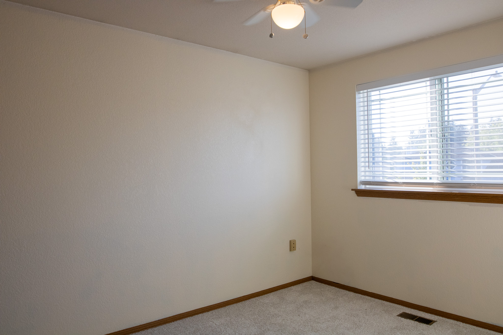  1416 SW 352nd Ct, Federal Way, WA 98023 - 物件實景