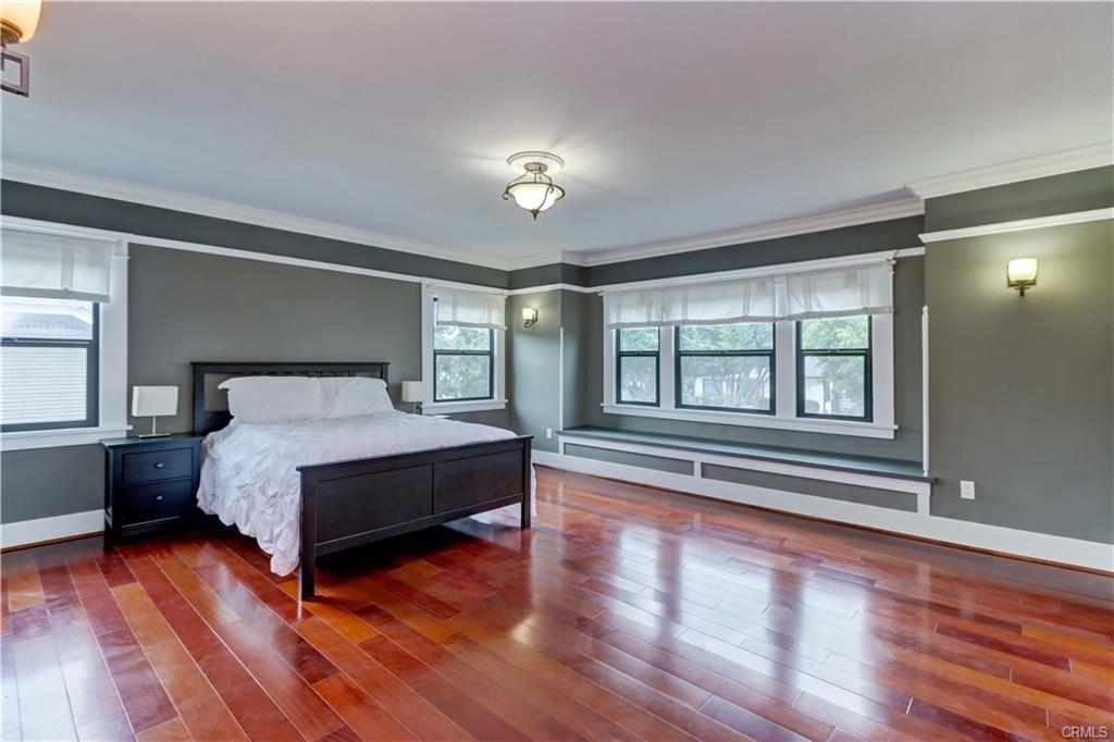 Los ANgeles, California, 90004, United States, 5 Bedrooms Bedrooms, ,2 BathroomsBathrooms,Residential,For Sale,1756474