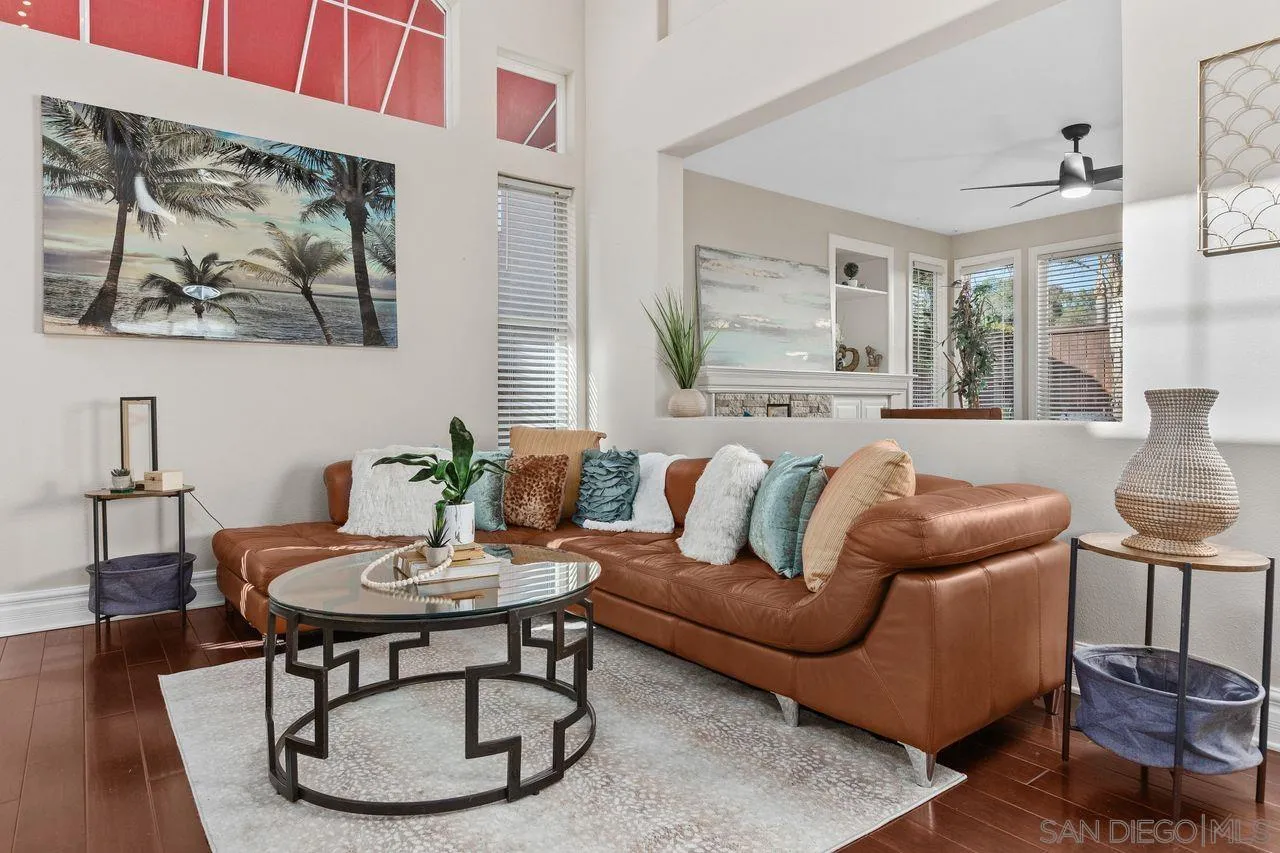 Escondido, California, 92026, United States, 3 Bedrooms Bedrooms, ,3 BathroomsBathrooms,Residential,For Sale,2003359