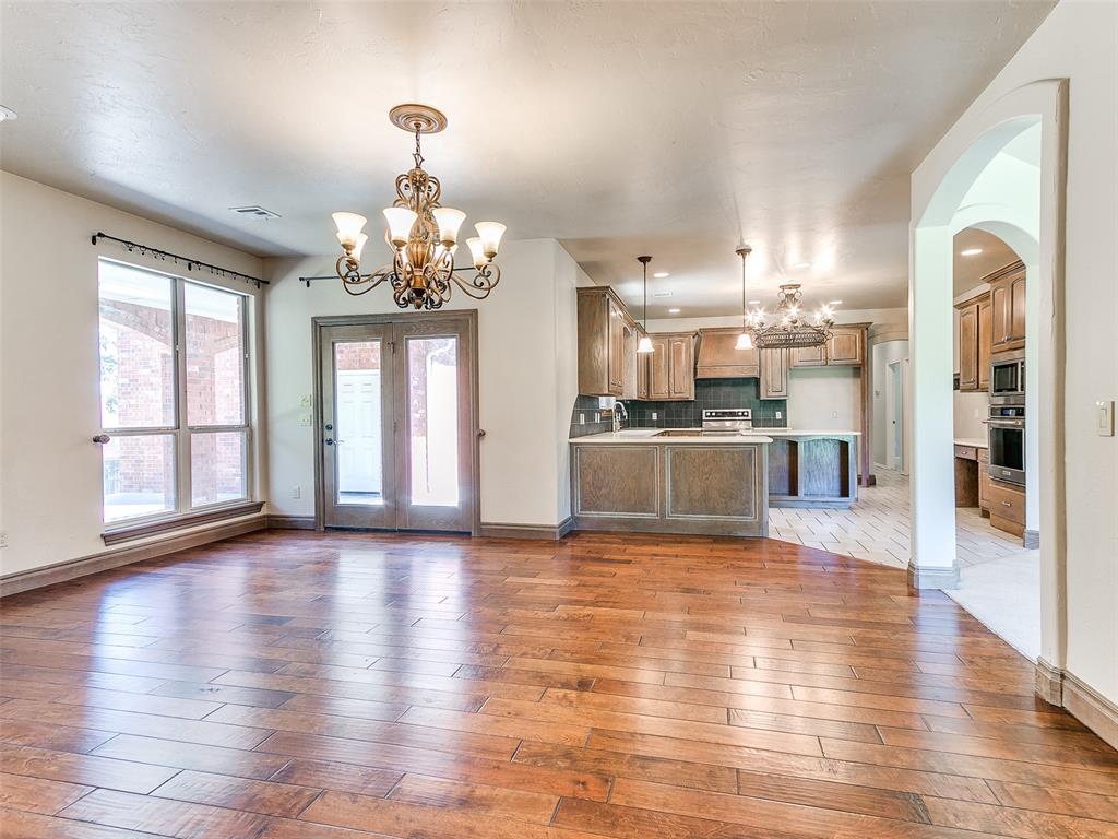 Choctaw, Oklahoma, 73020, United States, 4 Bedrooms Bedrooms, ,5 BathroomsBathrooms,Residential,For Sale,1978784