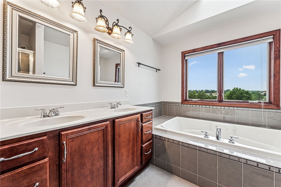 North Huntingdon, Pennsylvania, 15642, United States, 5 Bedrooms Bedrooms, ,4 BathroomsBathrooms,Residential,For Sale,1975902