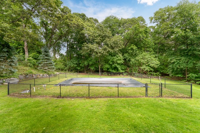Wadng River, New York, 11792, United States, 4 Bedrooms Bedrooms, ,4 BathroomsBathrooms,Residential,For Sale,1846934