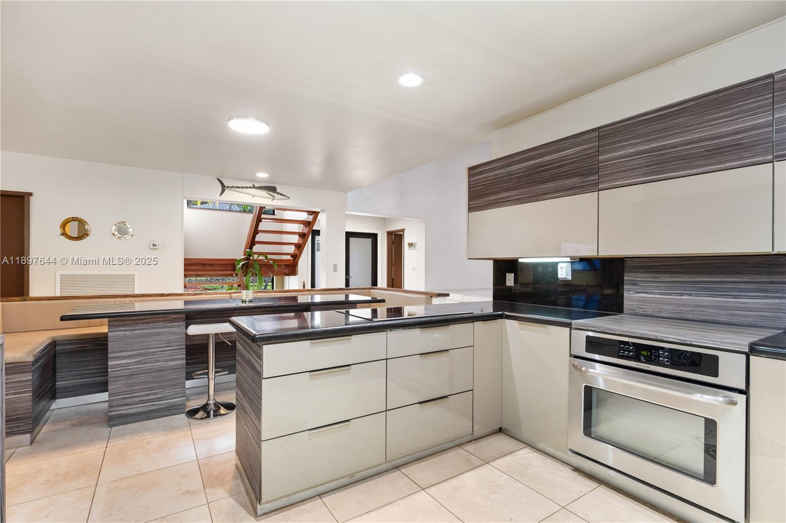 Palmetto Bay, Florida, 33157, United States, 4 Bedrooms Bedrooms, ,4 BathroomsBathrooms,Residential,For Sale,1966916