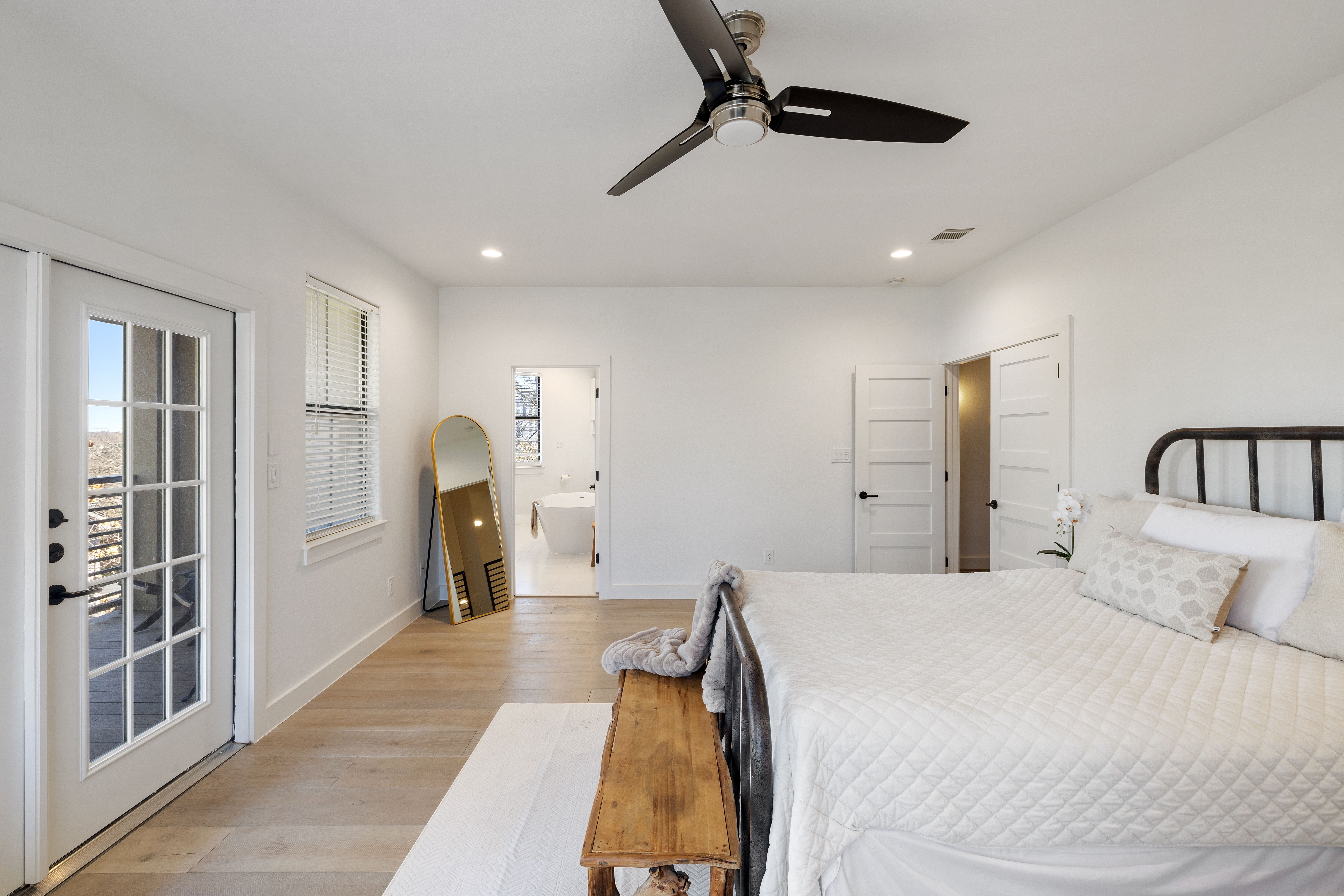  A private, gated Travis Heights retreat steps from Lady Bird Lake - 物件實景